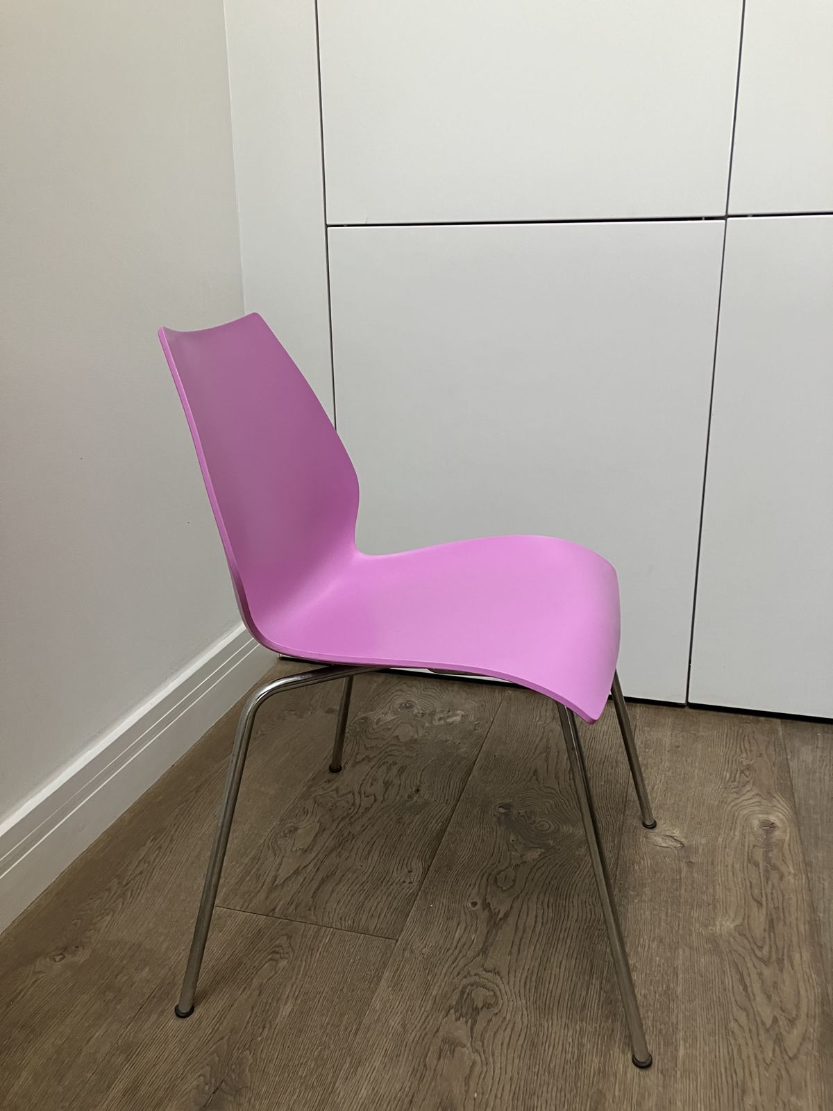 Kartell Maui Dining Chairs, 21st Century photo Furniture