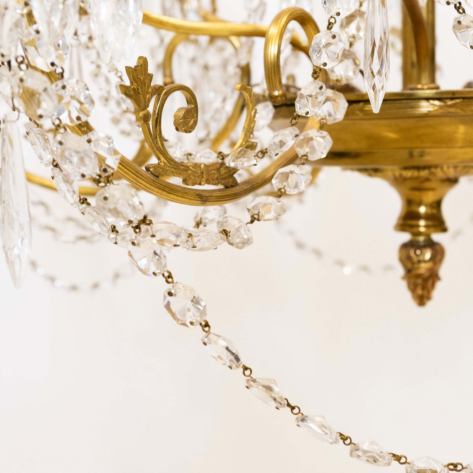 Antique French Crystal Chandelier | 12 Arm photo vinterior