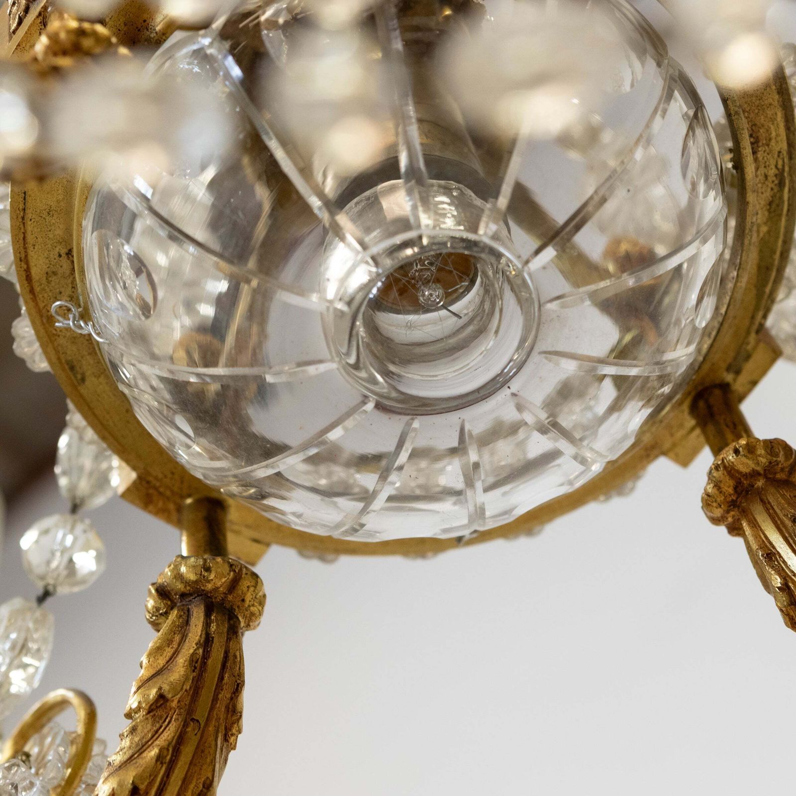 Antique French Crystal Chandelier photo vinterior