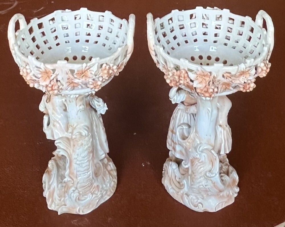 Good Quality Pair Of Porcelain Centre Pieces photo vinterior
