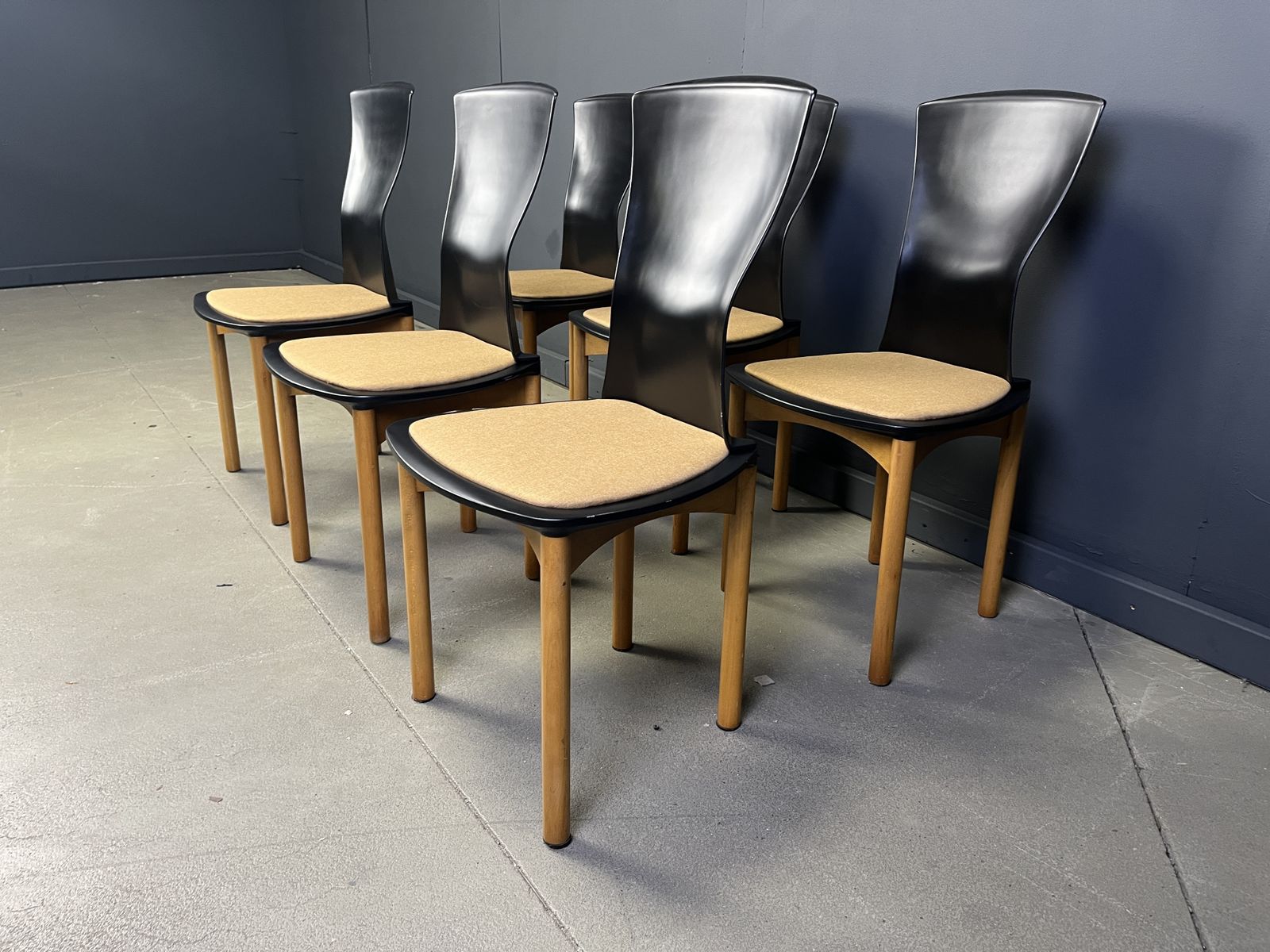 Furniture Vintage Pelope Dining Chairs By Francesco Binfarè For Cassina, 1990s photo