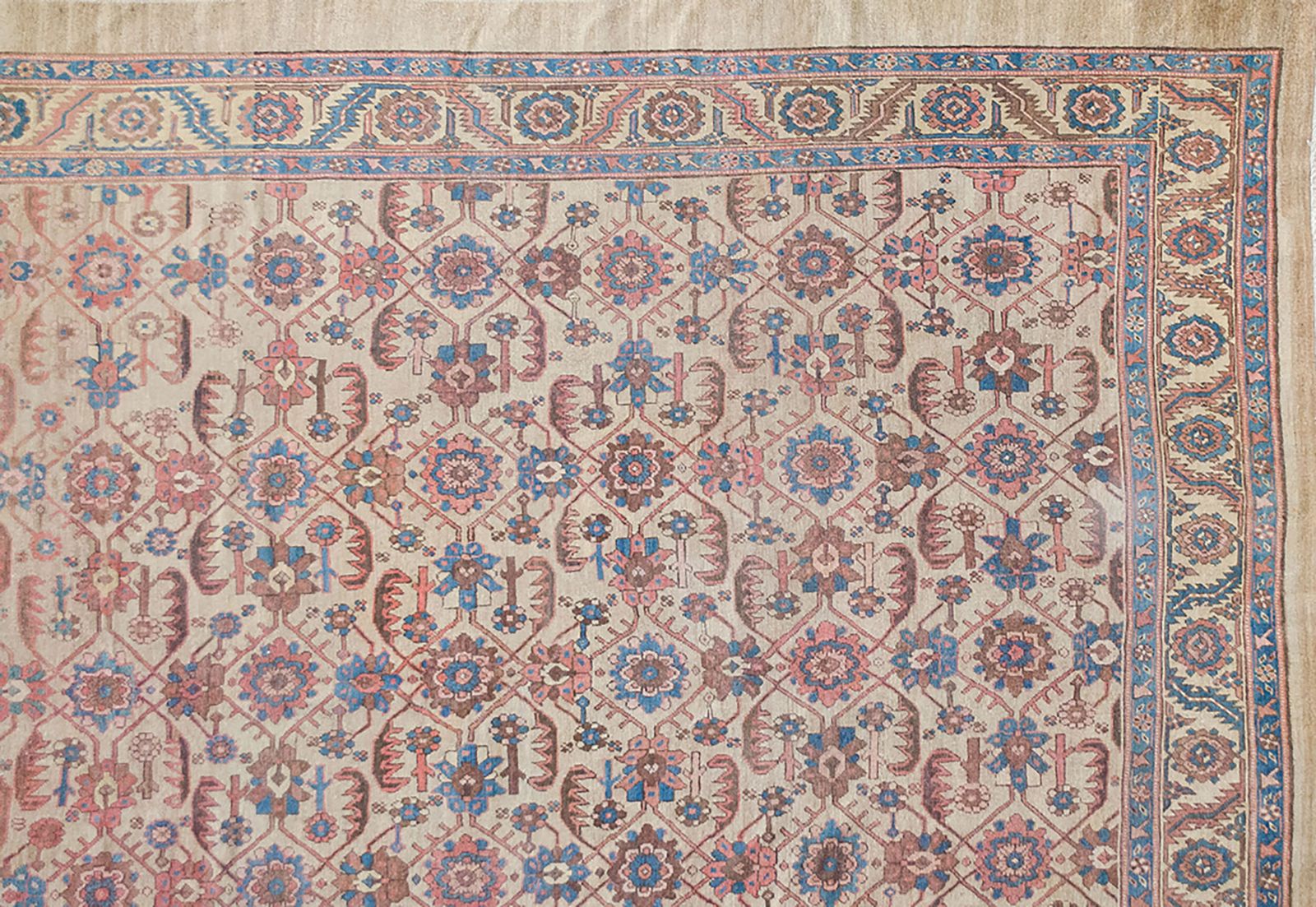 Antique Bakhshaysh Carpet 352x300cm photo 31000.0