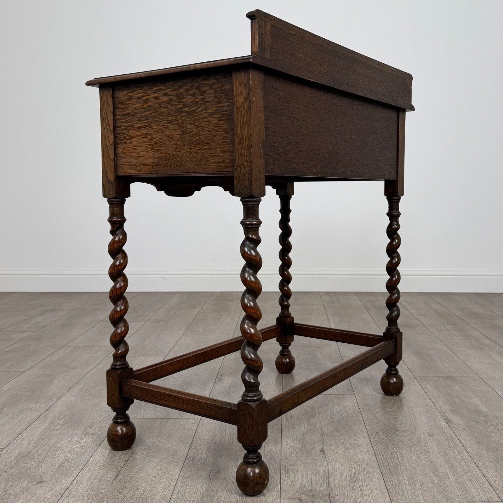 Antique 20th Century Fine Quality Jacobean Side Table In Oak photo Furniture