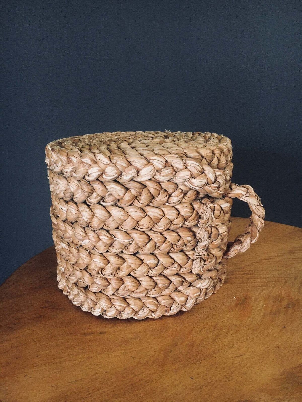 photo vintage 1940's French Mediterranean Design Low Rope Stool By Audoux Minet