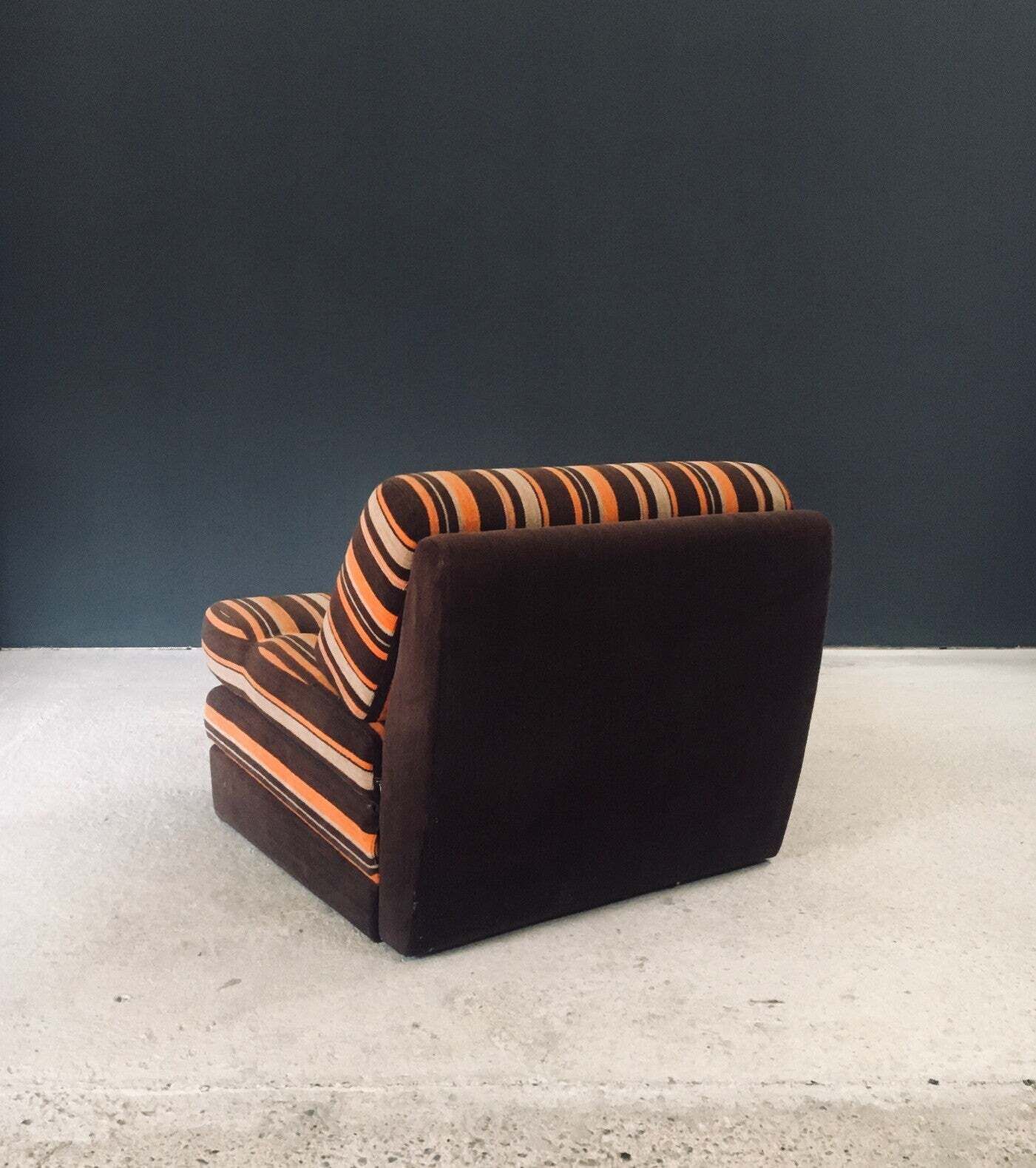 1970's Design Fold Out Extendable Lounge Chair photo buy