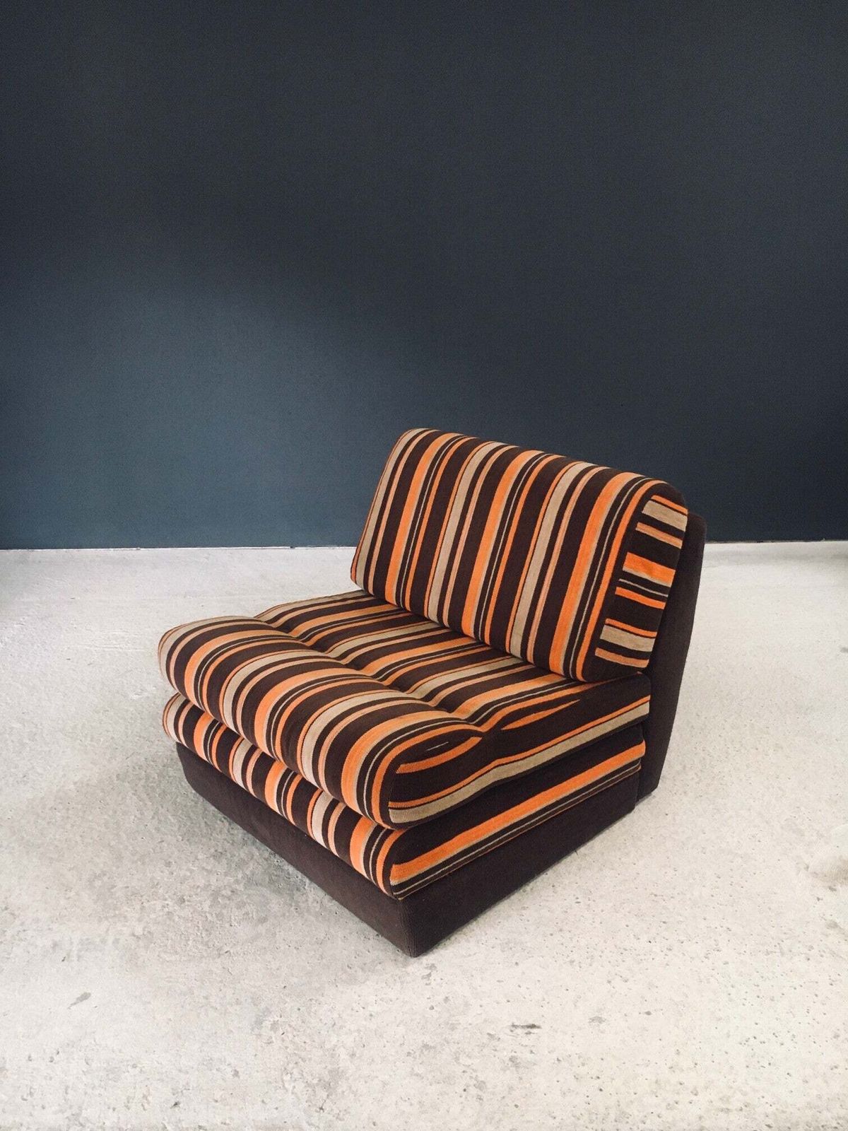 1970's Design Fold Out Extendable Lounge Chair photo vintage