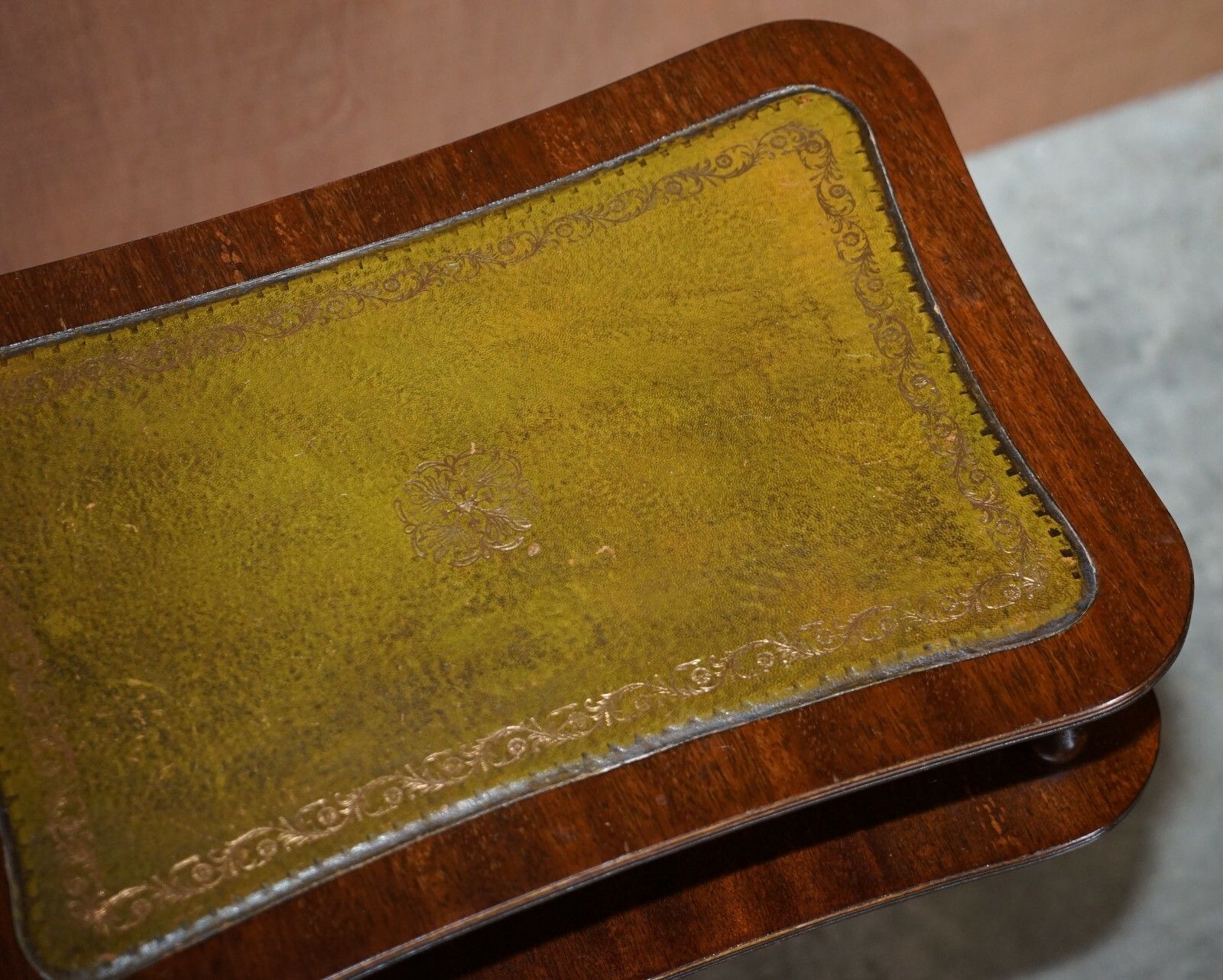 Vintage Green Leather & Mahogany Tripod Magazine Newspaper Side End Lamp Table photo vinterior