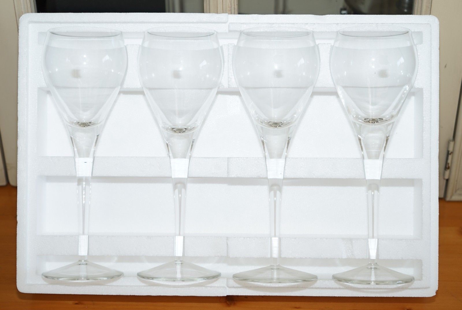 Set Of Very Rare 1982 Apple Computers Glasses Celebrating 1 Billion Dollar Sales photo vintage