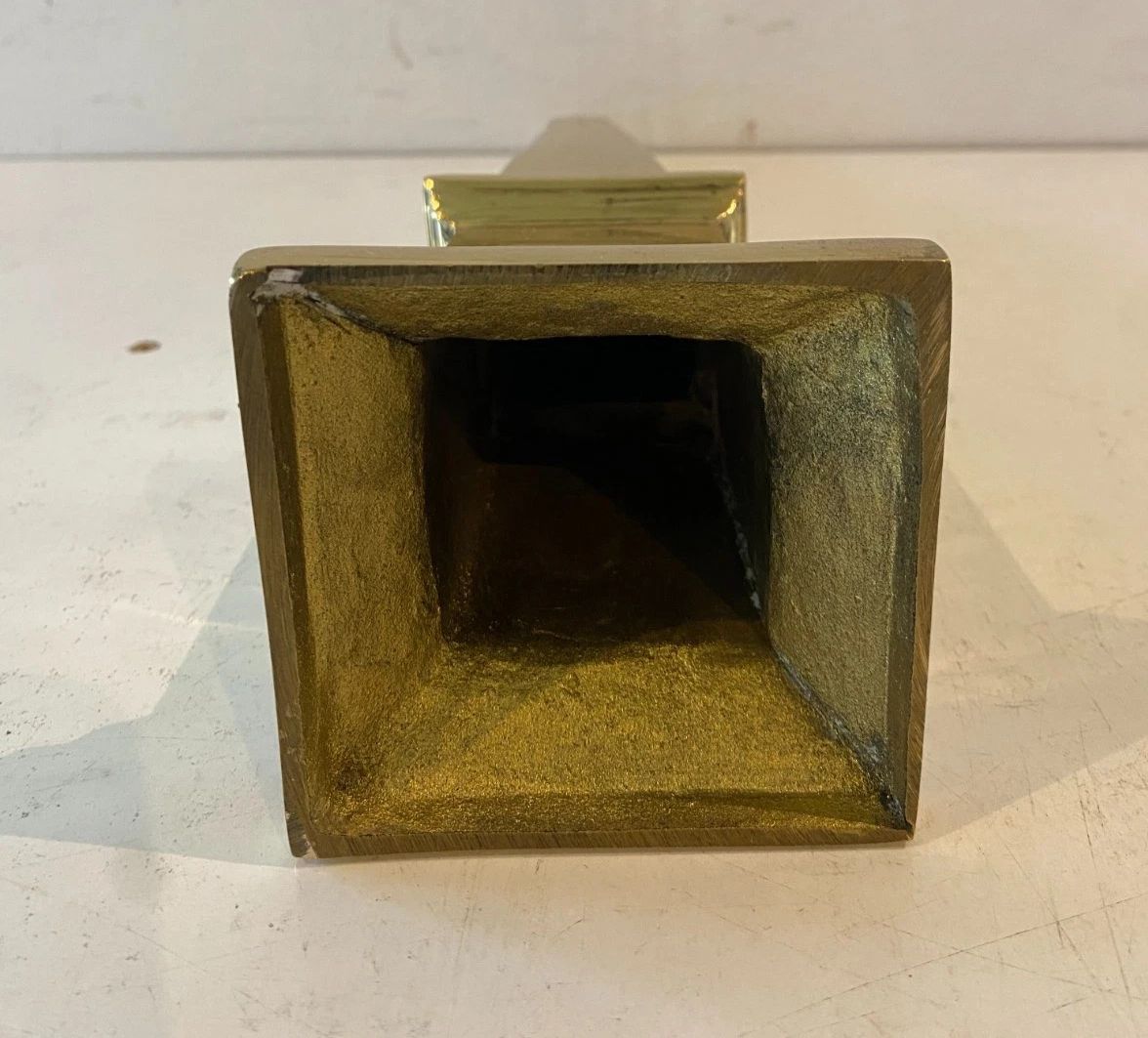 Polished And Polished Bronze Obelisk 20th Century photo vinterior