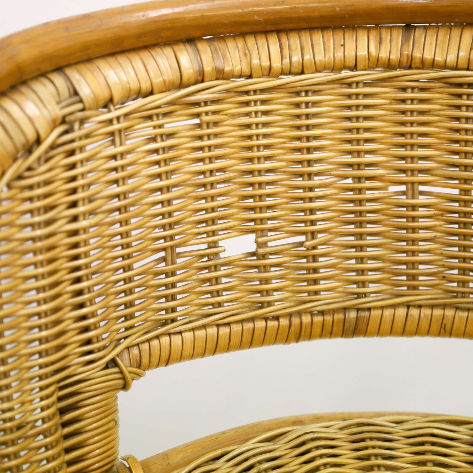 photo furniture Set Of Four Mid‑Century Rattan Bar Stools   In The Manner Of Seng Of Chicago, C.1960s