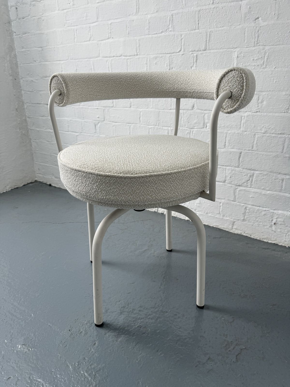 photo for sale Cassina Le Corbusier Lc7 Dining Chair Perriand Jeanneret Rare Desinger
