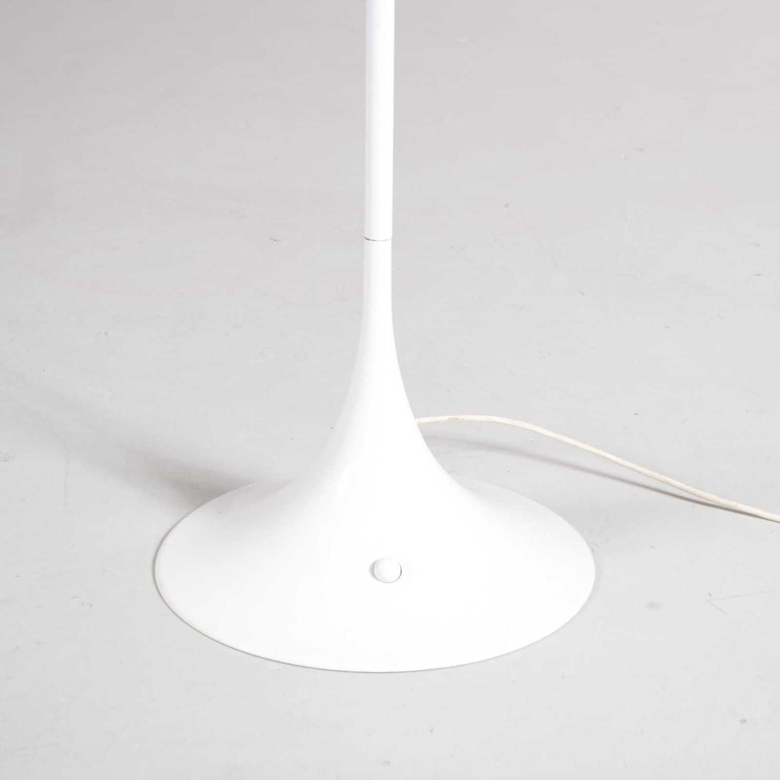 1970s “Panthella” Floor Lamp By Verner Panton For Louis Poulsen, Denmark photo Lighting