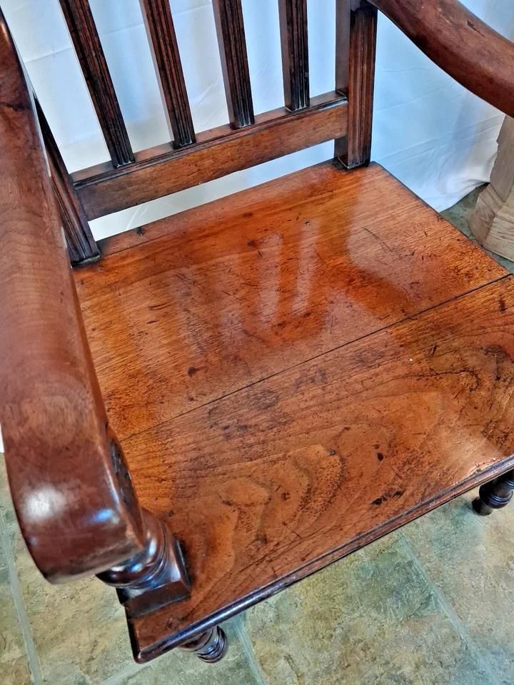 Victorian Mahogany Hall Elbow Chair With Beautiful Patina photo vinterior