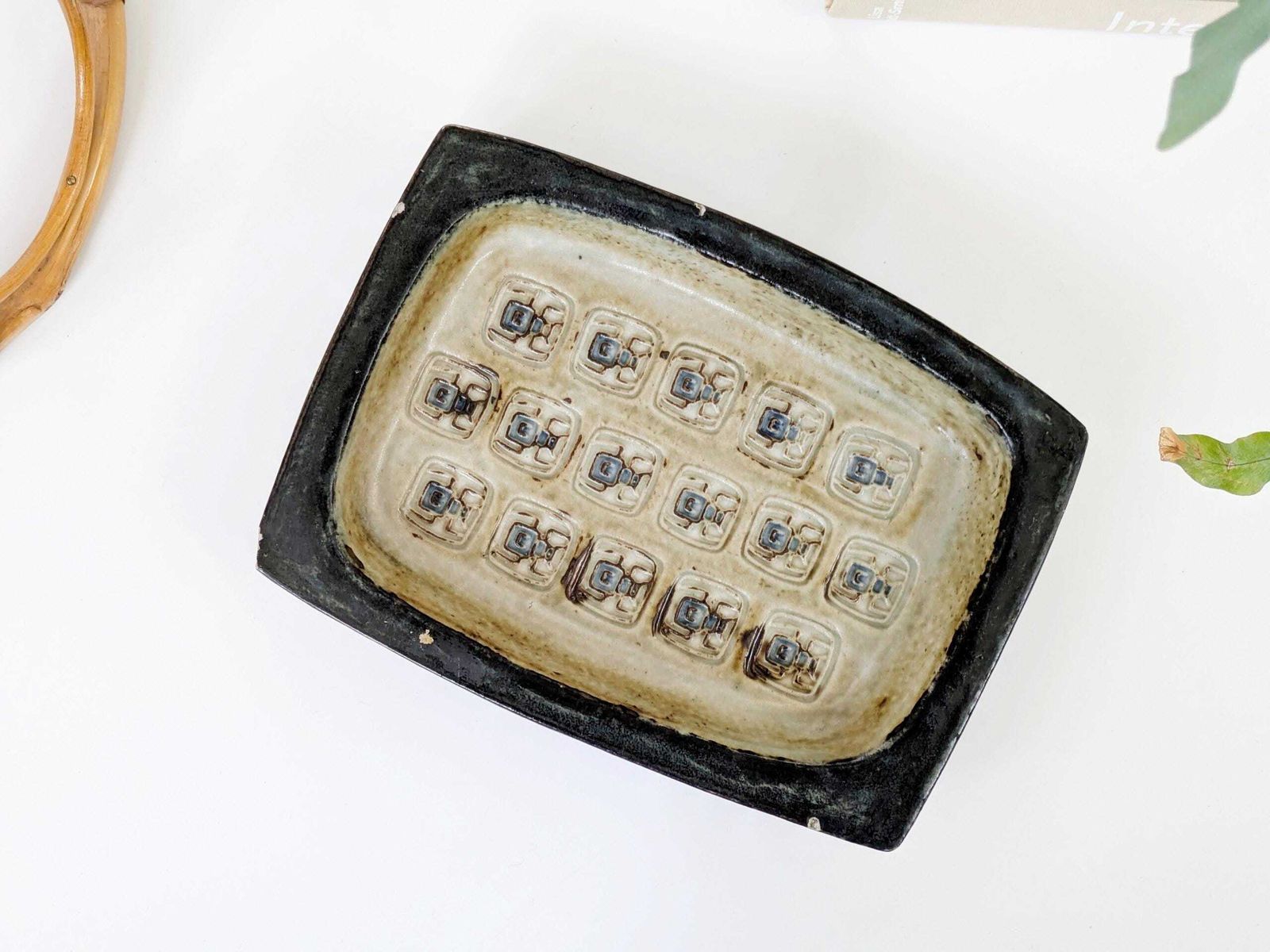 Midcentury Royal Copenhagen Scarab Vide Poche, Brutalist Stoneware Bowl By Jørgen Mogensen, Danish Pottery 1960s