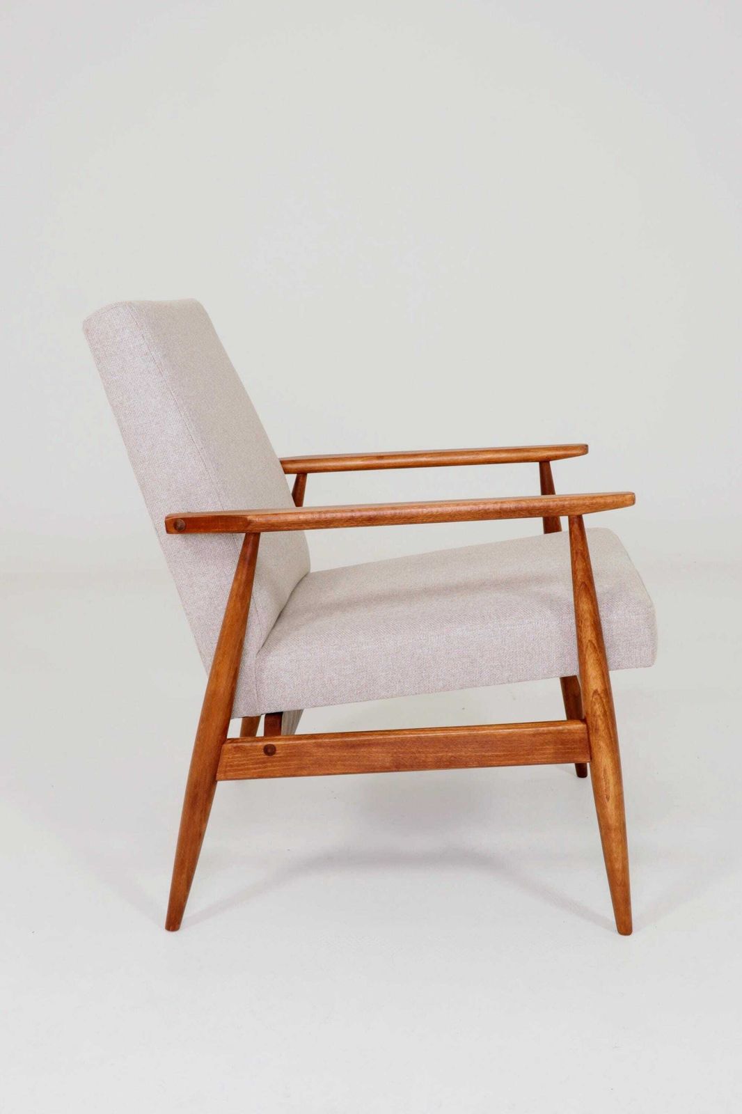 Scandinavian Lounge Chair Braid Beige Upholstery Classic Design photo furniture