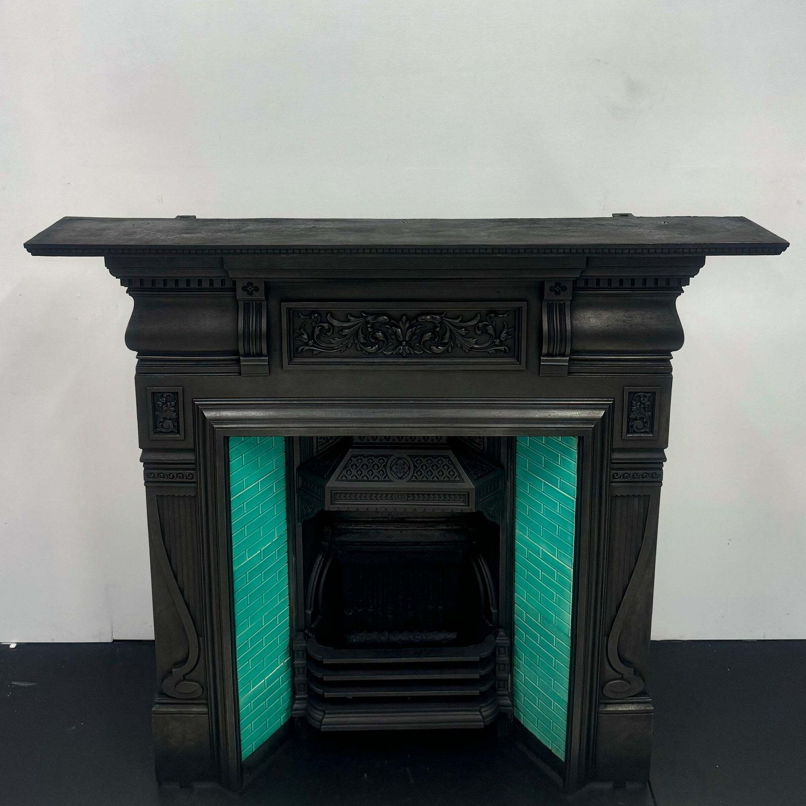 photo furniture Antique Victorian Cast Iron Tiled Combination Fireplace