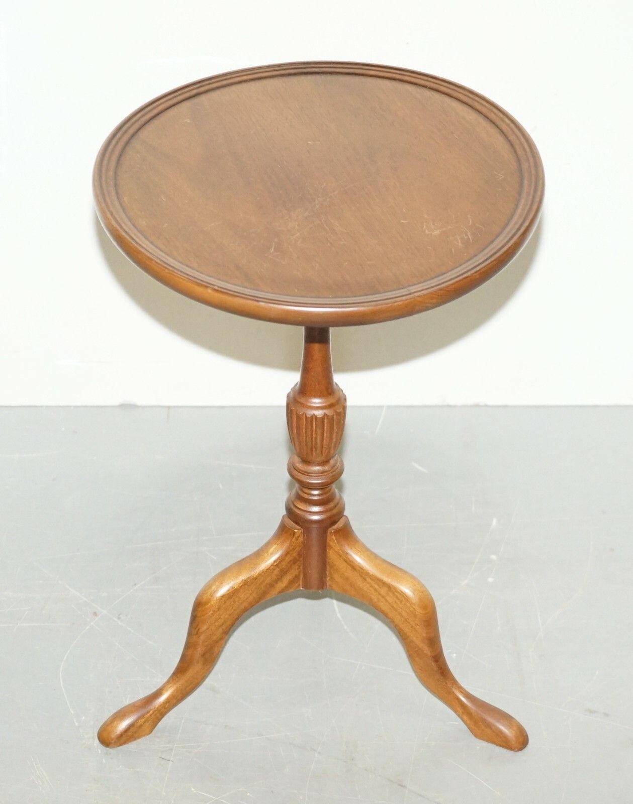 Elegant Vintage Mahogany Tripod Lamp Side End Wine Occasional Table Bowed Top photo furniture