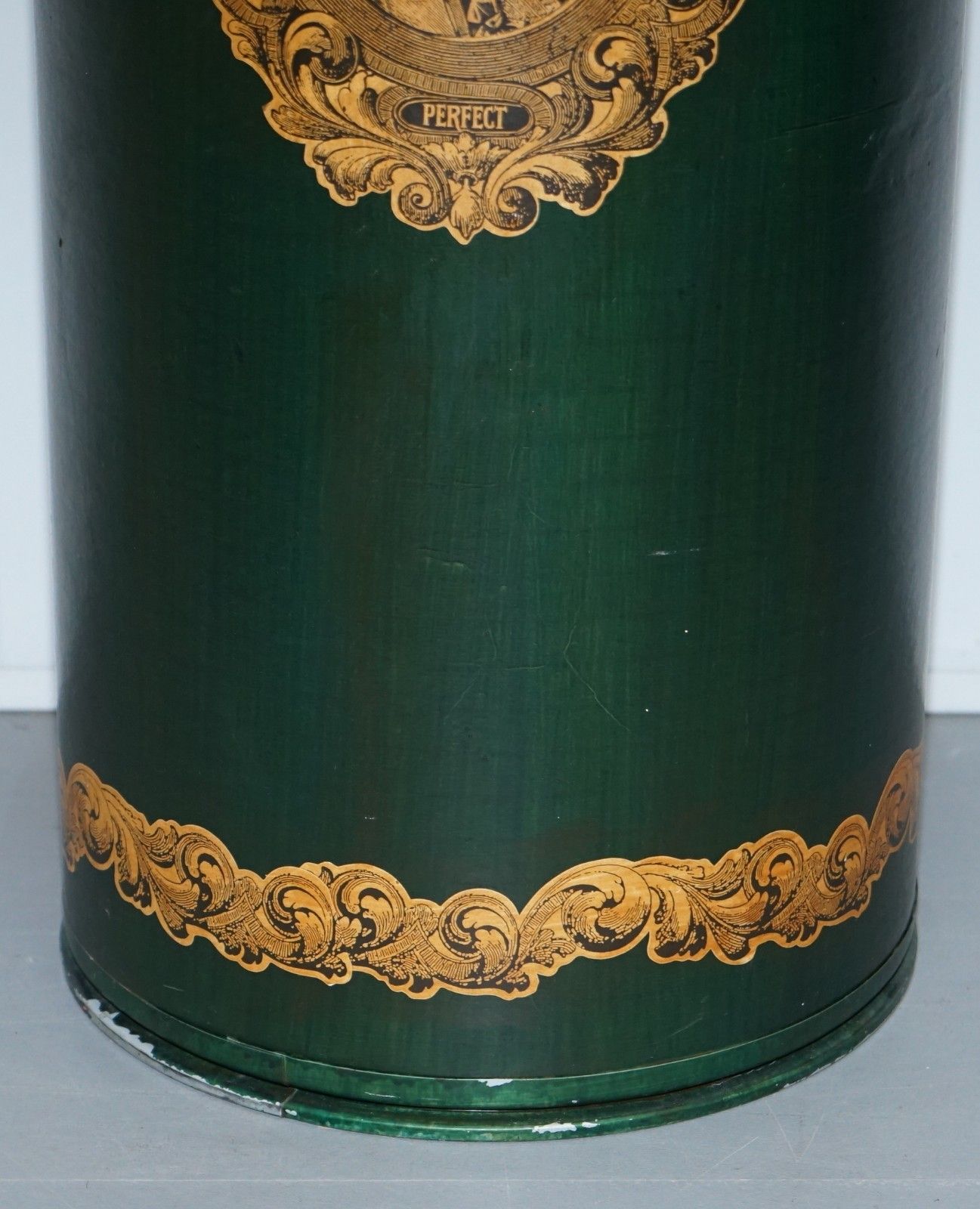 Large Irish Green Pedestal Drum Stand With Picture Of A Victorian Lady On photo Home Decor