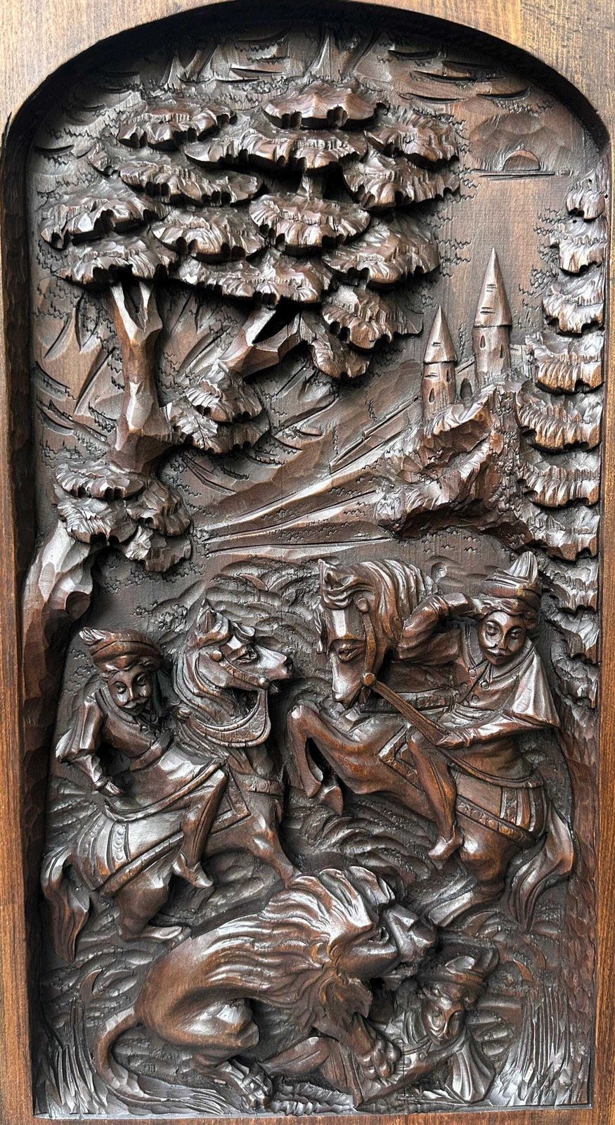 19th Century Carved Wood Panel – Dramatic Lion Hunt Scene – Orientalist Antique Wall Art 26,4" photo furniture