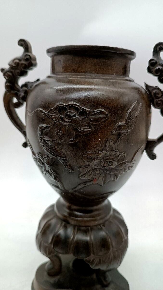 Pair Of 19th Century Bronze Japan Vases photo Home Decor