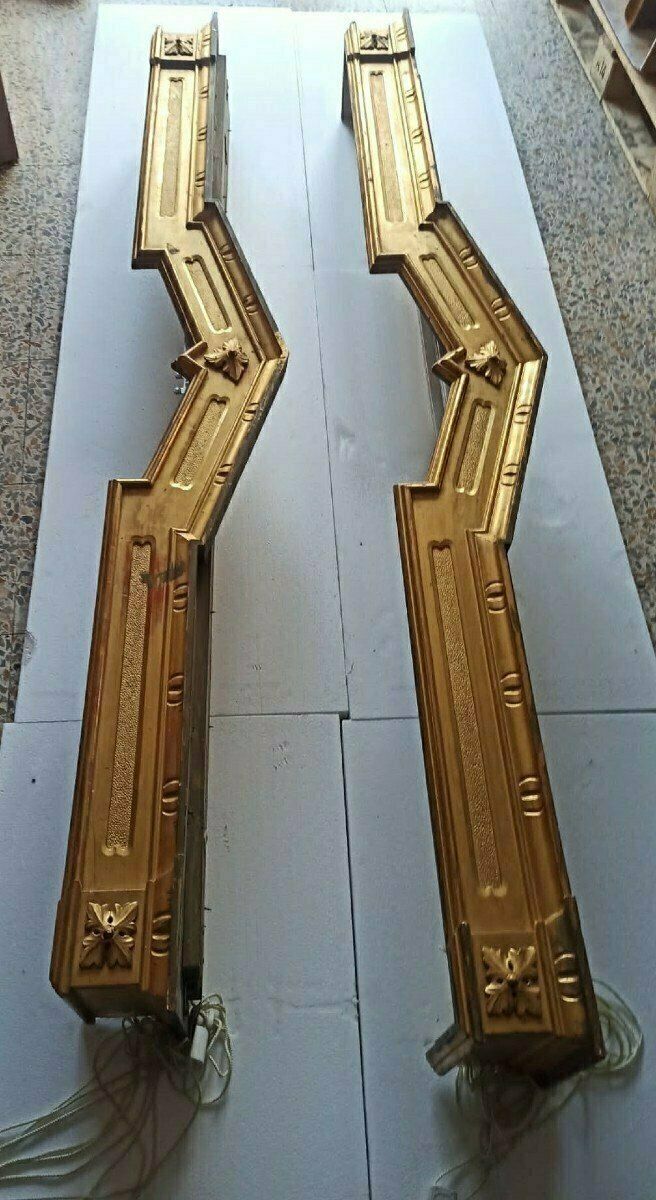 Pair Of Valances Woodwork In Carved And Gilded Wood, Northern Italy Xixth Century photo for sale