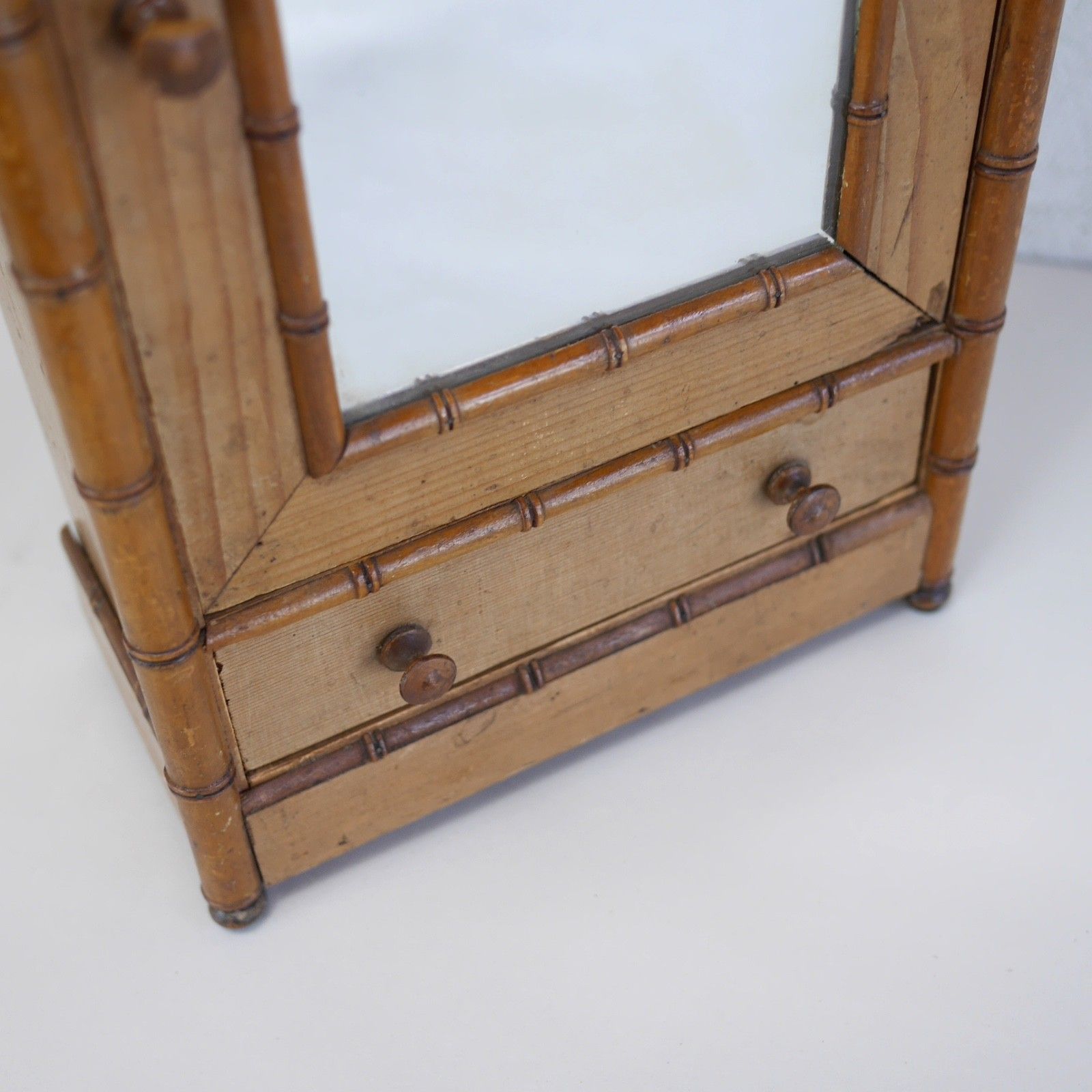 photo vintage Antique Faux Bamboo Cabinet Mirror Medicine Early 20th Century #102942