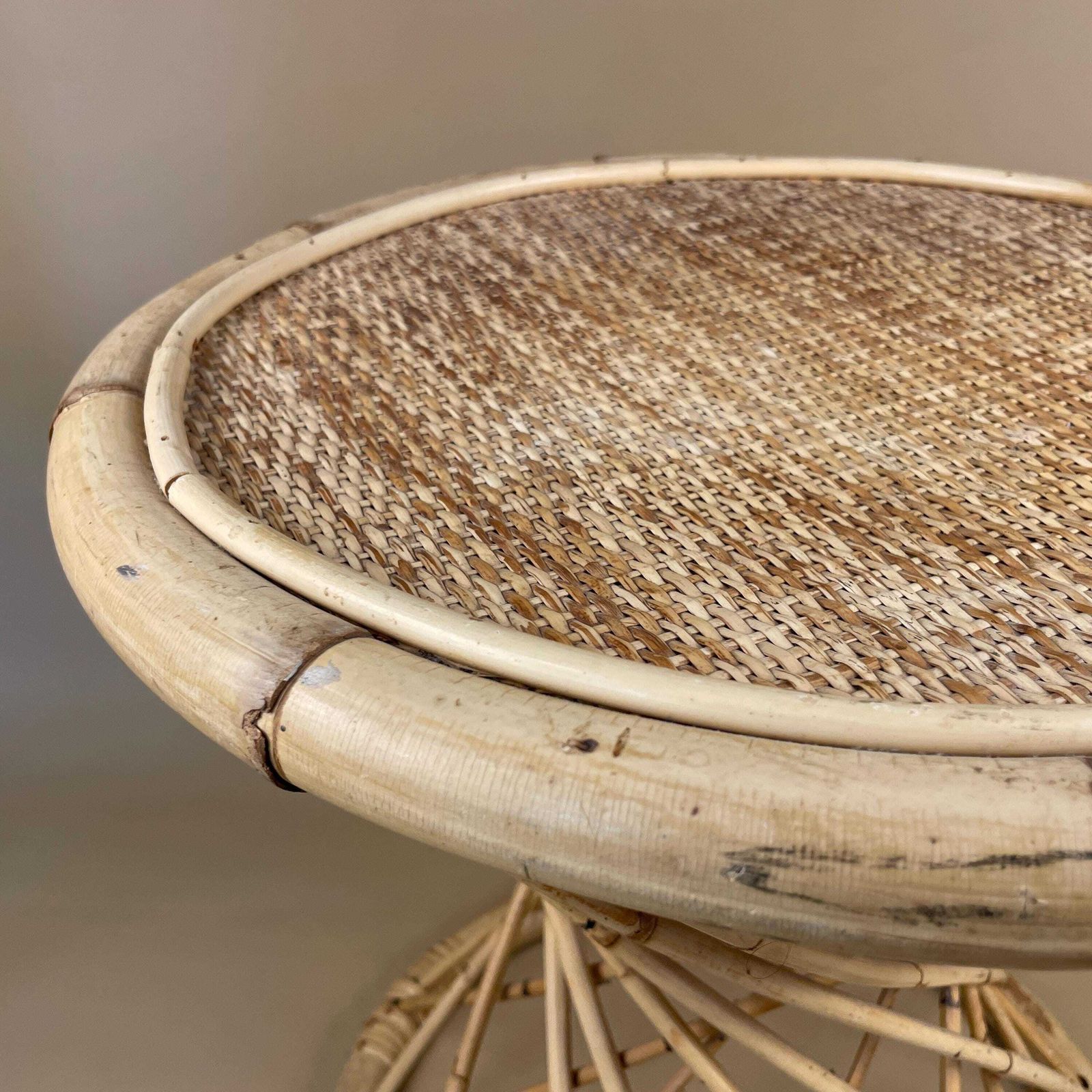 Vintage Bamboo Coffee Table Round Twisted Base Circle Woven Rattan Top Retro Rustic Living Room Lounge 20th Century Decorative Bohemian photo 75.0