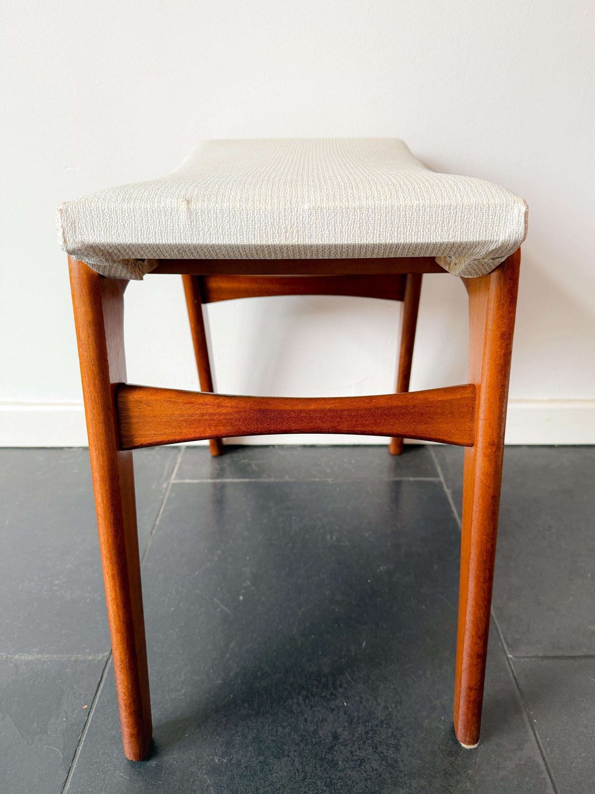 Vintage Mid Century Voetenbank | Teakhouten Frame | Ca. Jaren 1960 | Scandinavisch | Deens photo Meubels