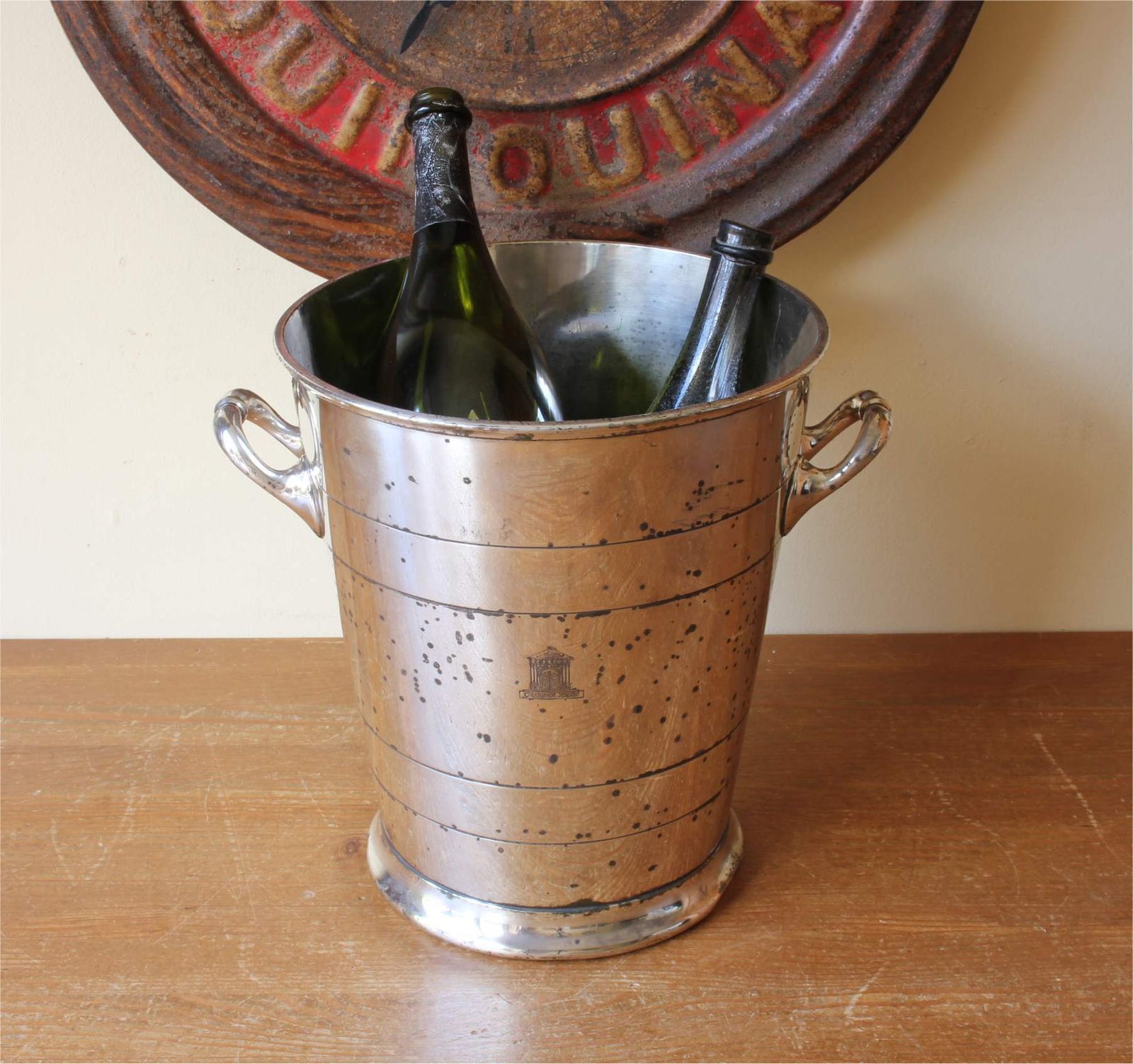 Double Magnum Wine Cooler. Grosvenor House Jeroboam Champagne Bucket photo vinterior