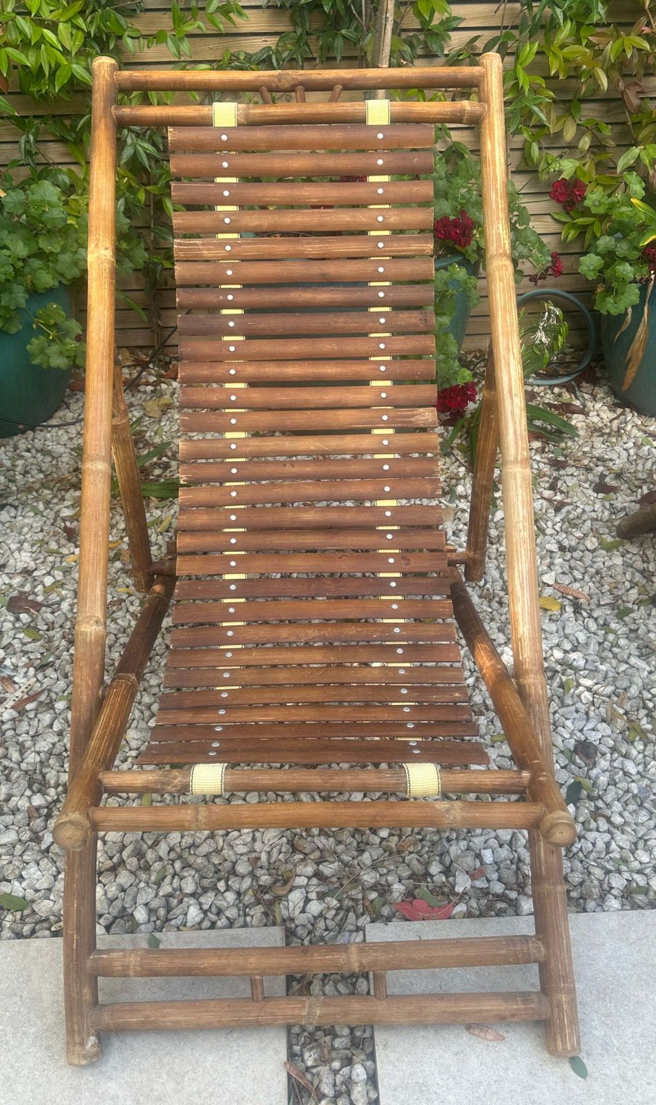 photo vintage Pair Of 1980s Rustic Italian Bamboo Slatted Deck Chairs Or Sun Loungers