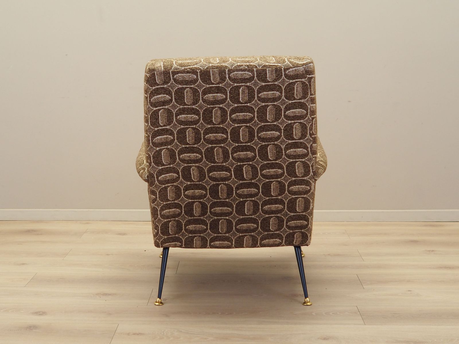 Lounge Chair, Italian Design, 1970s, Production: Italy photo vinterior