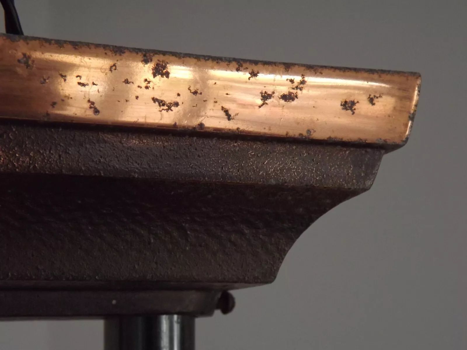 Lustre Art déco français 6 bras, 10 lumières, de style Petitot Ezan, finition cuivrée photo buy