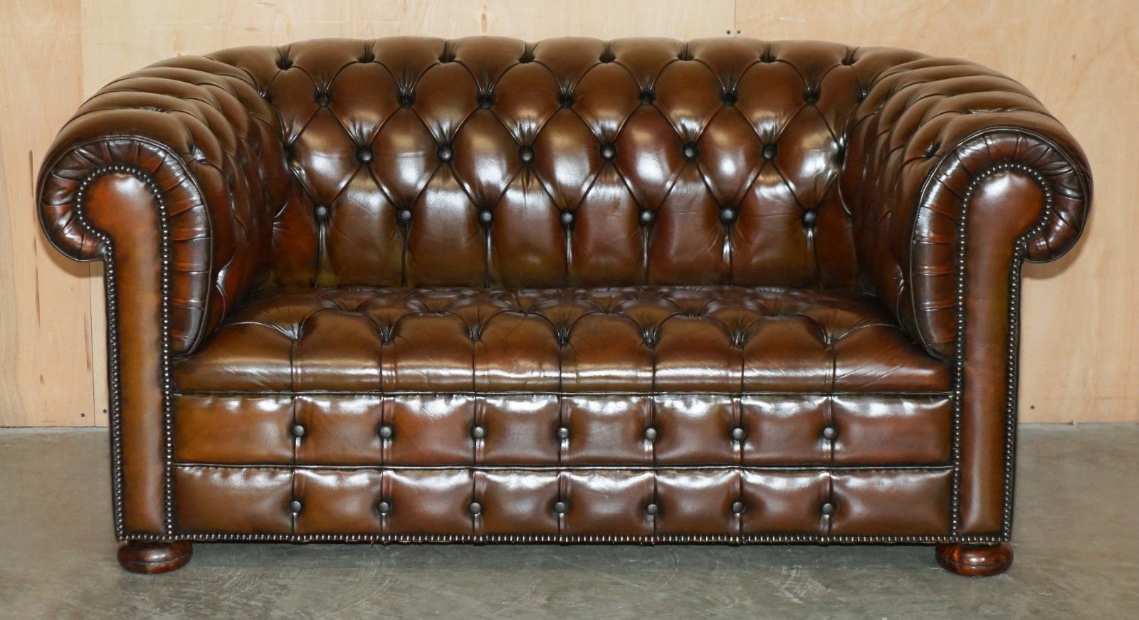 Restored 165cm Wide Chesterfield Fully Tufted Two Seat Brown Leather Club Sofa photo for sale