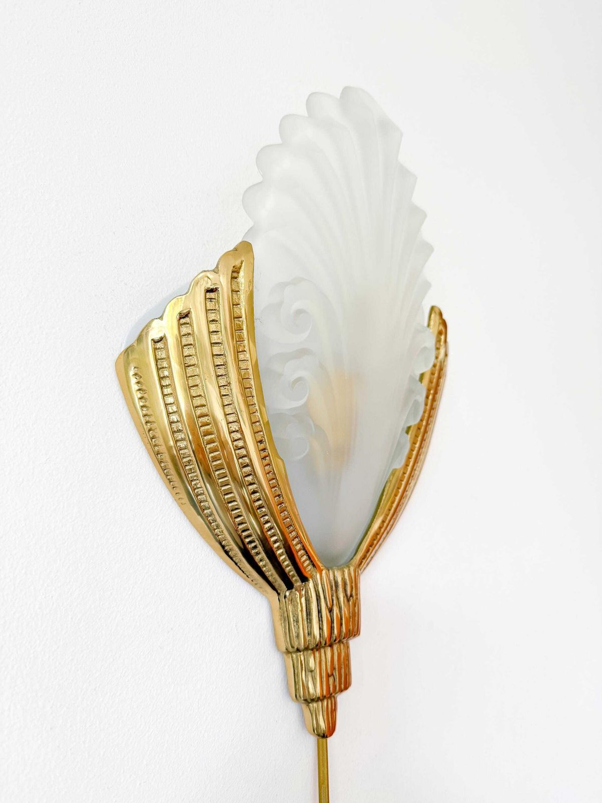 Art Deco Wandlamp Toegeschreven Aan Marcel Hudry & Val Saint Lambert photo vinterior