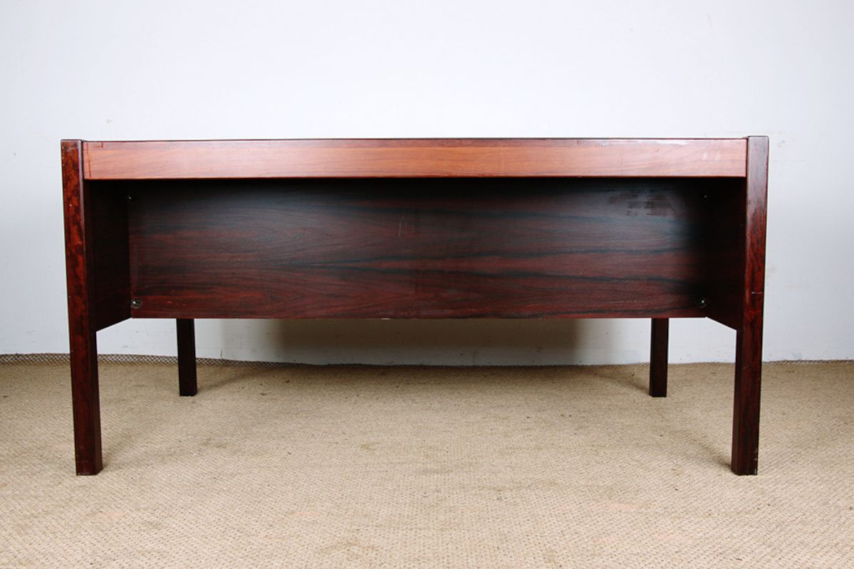 Grand bureau de direction danois en palissandre par Christian Linneberg, 1960. photo Mobilier