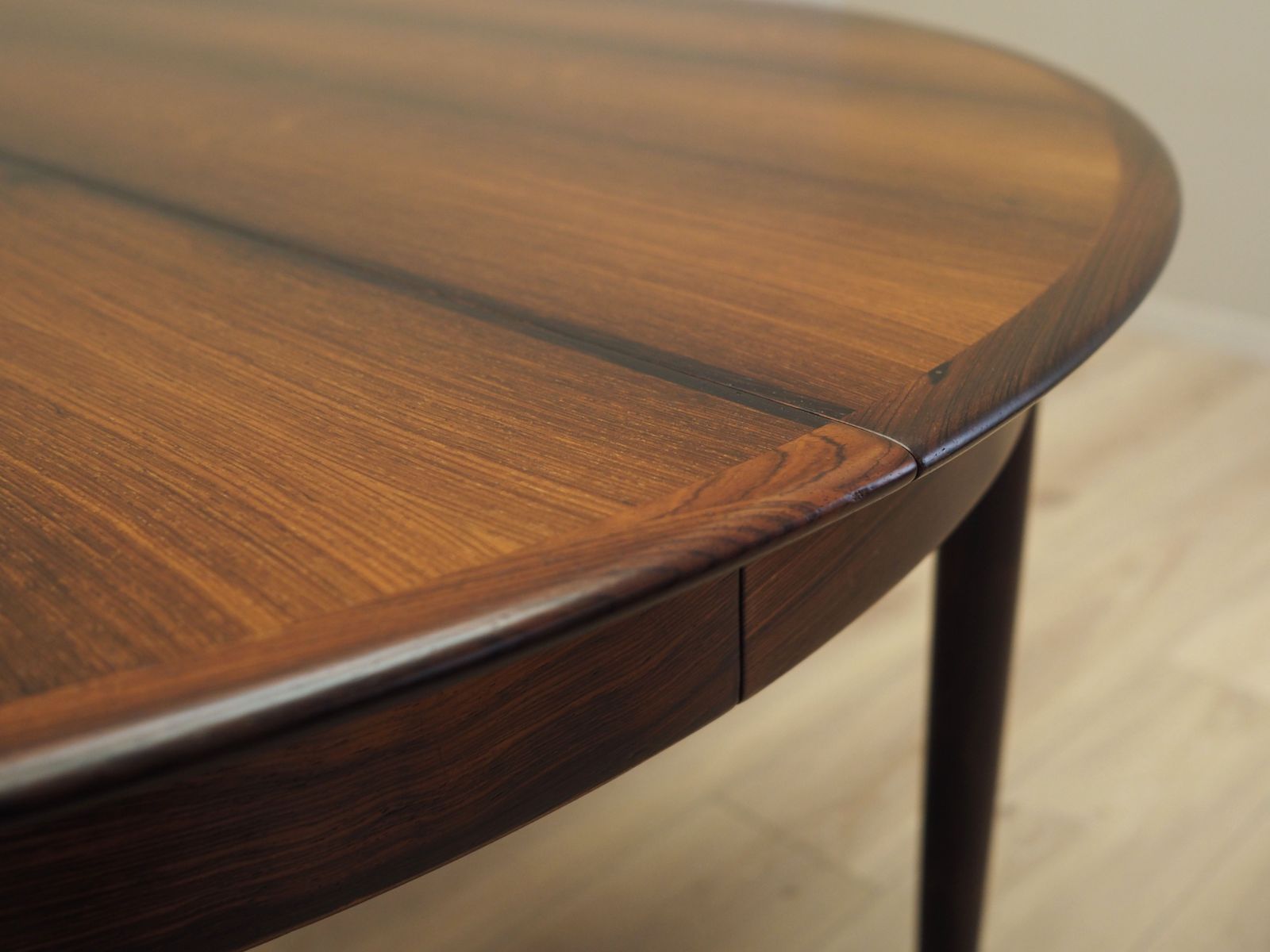 Round Vintage Table Danish Design 1970s  Production Skovby Møbelfabrik photo vinterior
