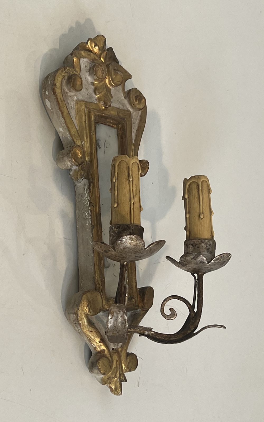 photo buy Pair Of Wall Lights In Carved Wood And Silver And Gold Patinated Metal With A Mirror In The Center