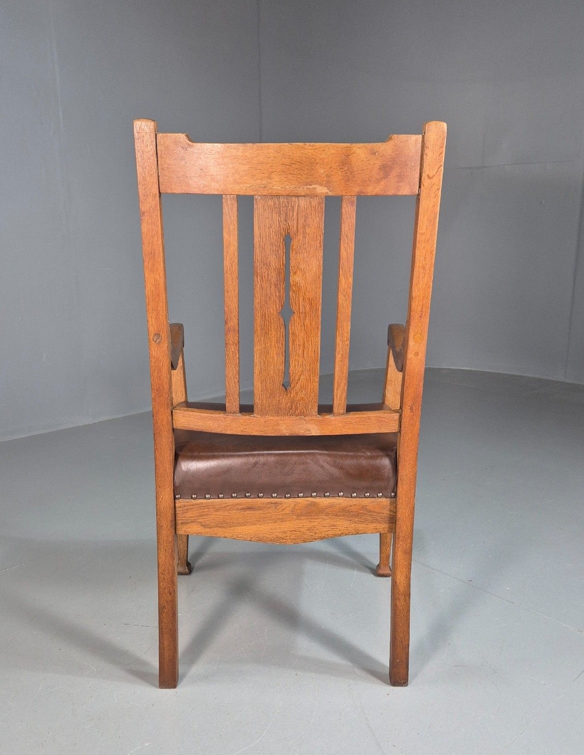 photo for sale Antique Arts And Crafts Oak Framed Elbow Chair 1900s Eb7917 Vdin