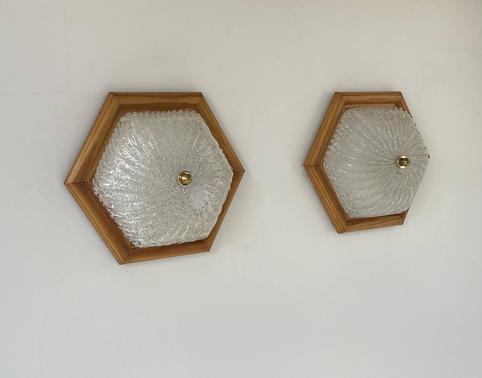 photo for sale Pair Of Vintage Wall Lights, Pine And Murano Glass, Italy 1980