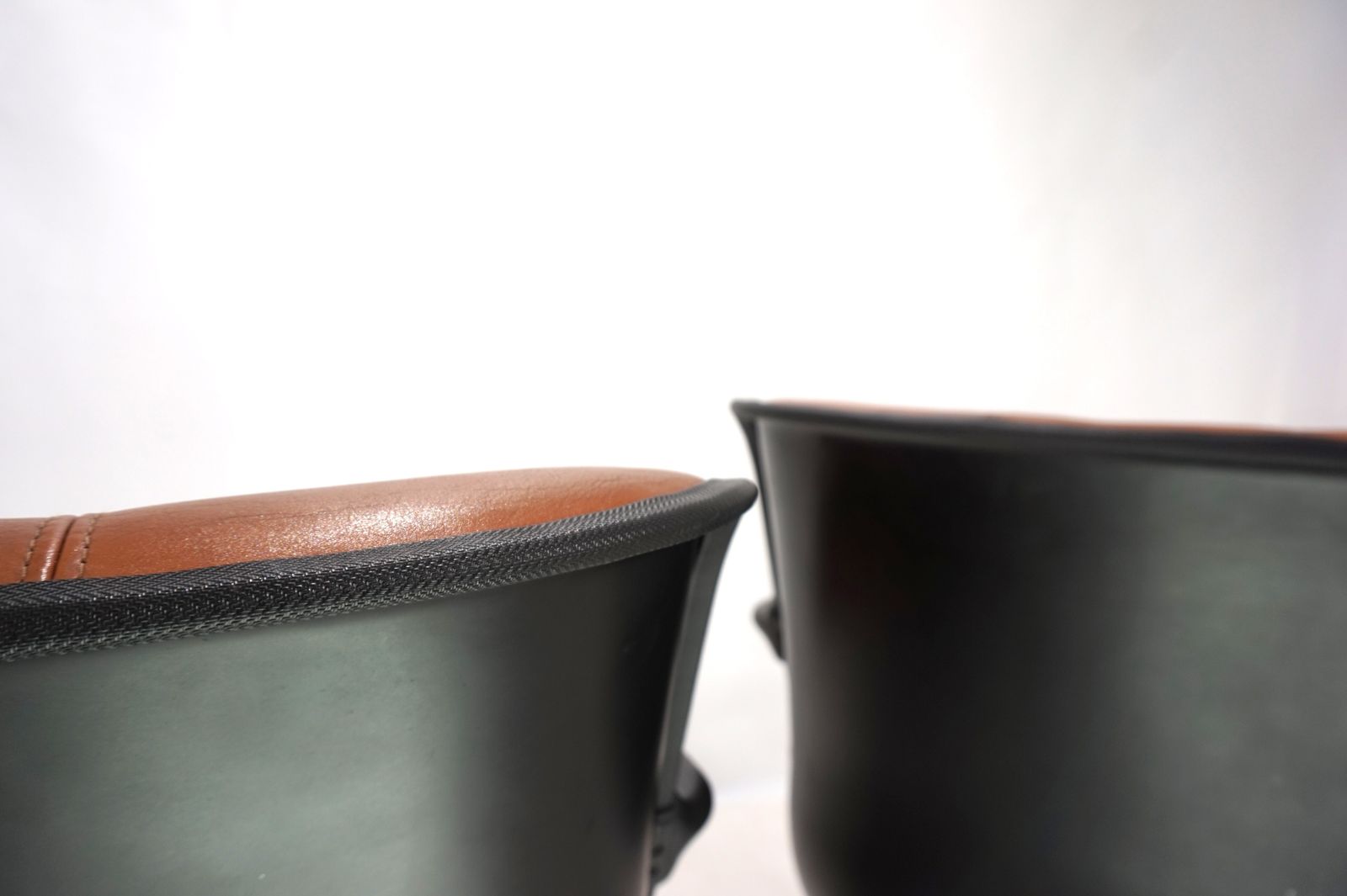 photo vinterior Set Of Two Fröscher Office Chairs By Burkhard Vogtherr, 1970