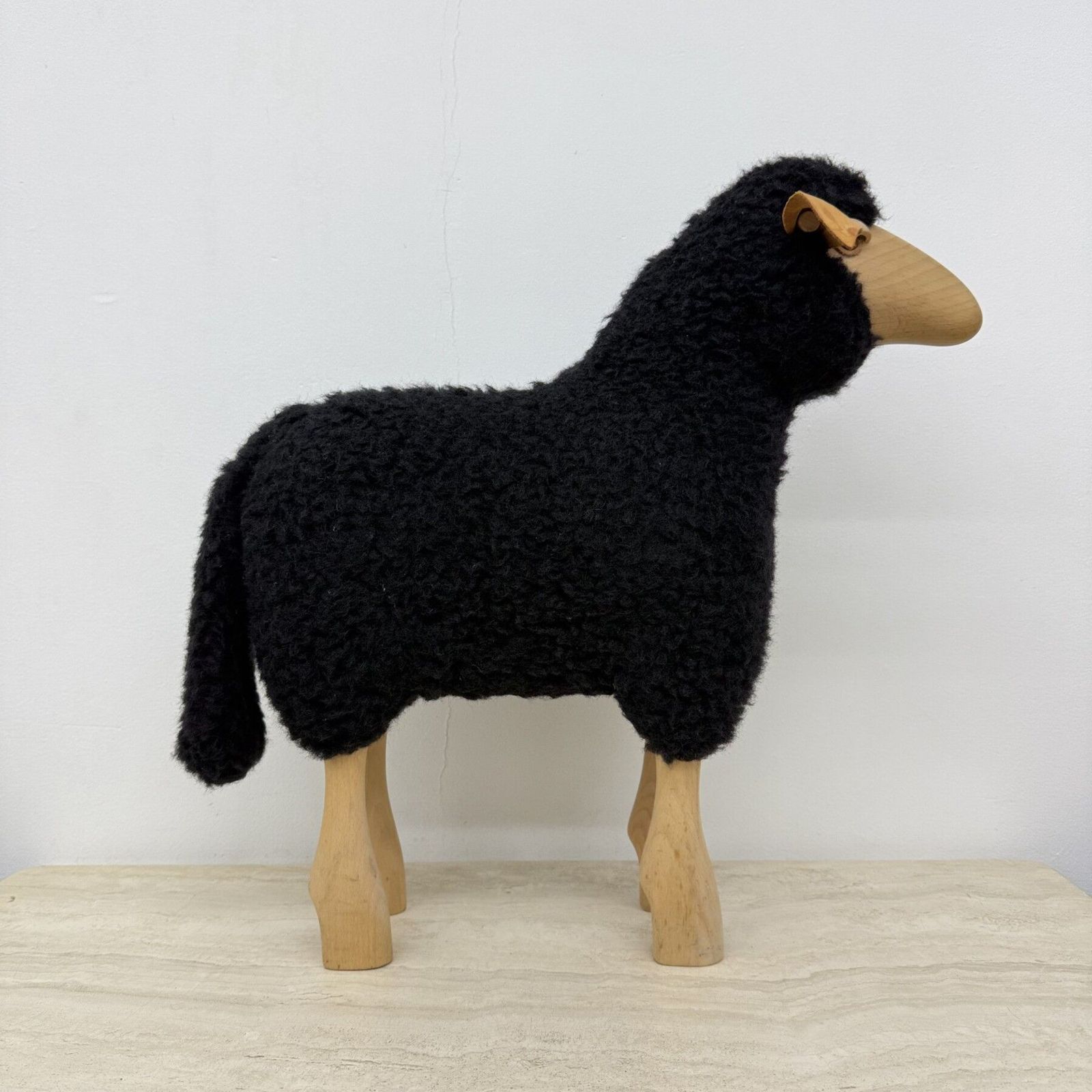 913.0 Schaap Van Hanns Peter Krafft Voor Meier, Jaren 1970 photo