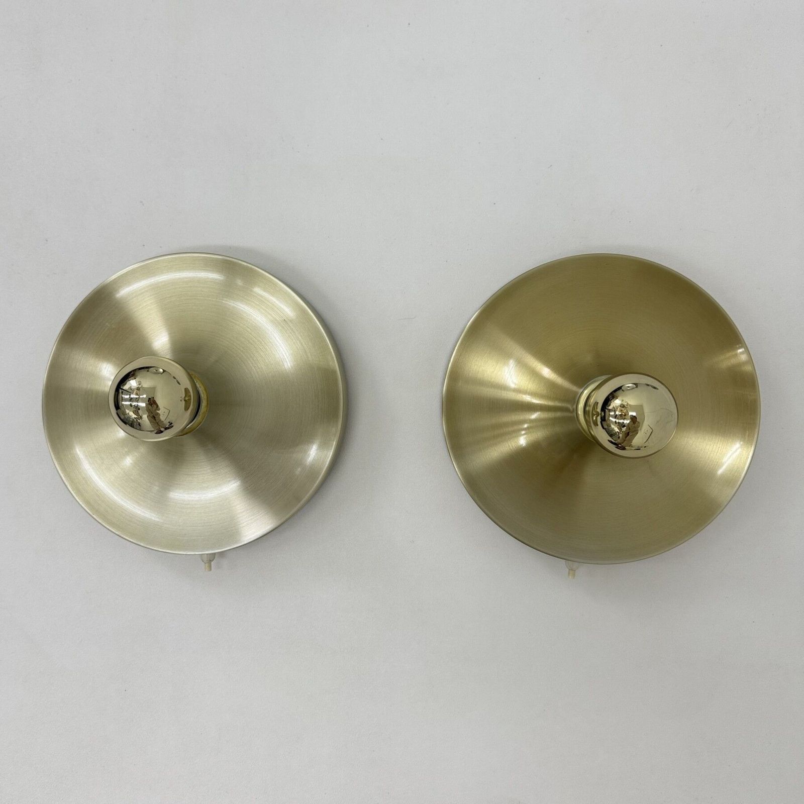 Mid Century Design Honsel Space Age Disc Lamp, Jaren 1970, Toegeschreven Aan Charlotte Perriand Voor Les Arcs