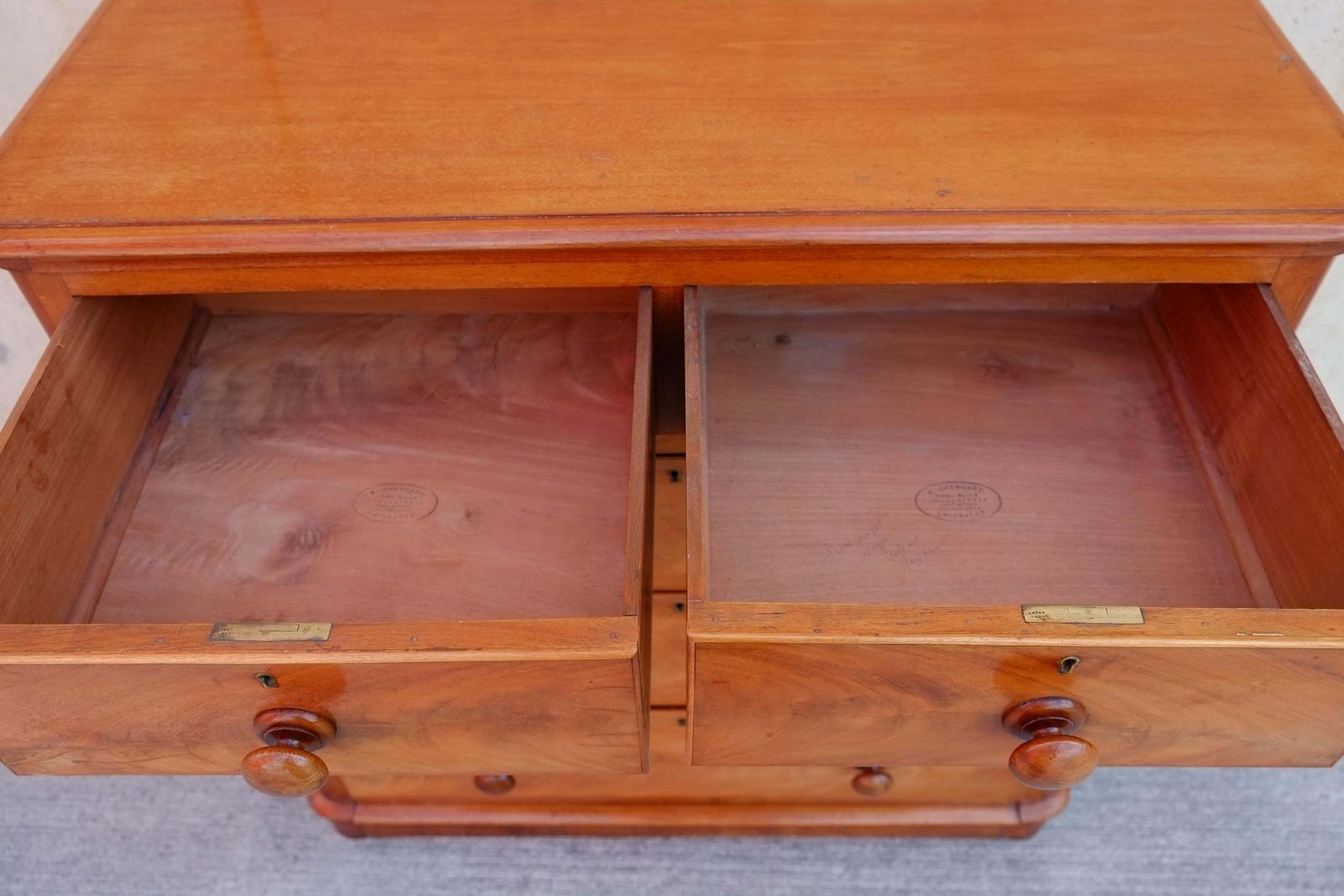photo furniture Antique English Satinwood Dresser / Chest Of Drawers With Bun Feet