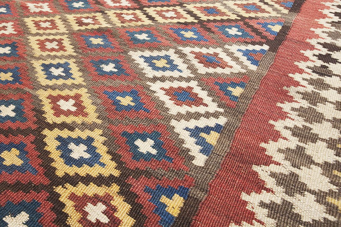 Antique Bakhtiar Kilim Rug 264x169cm photo 3200.0