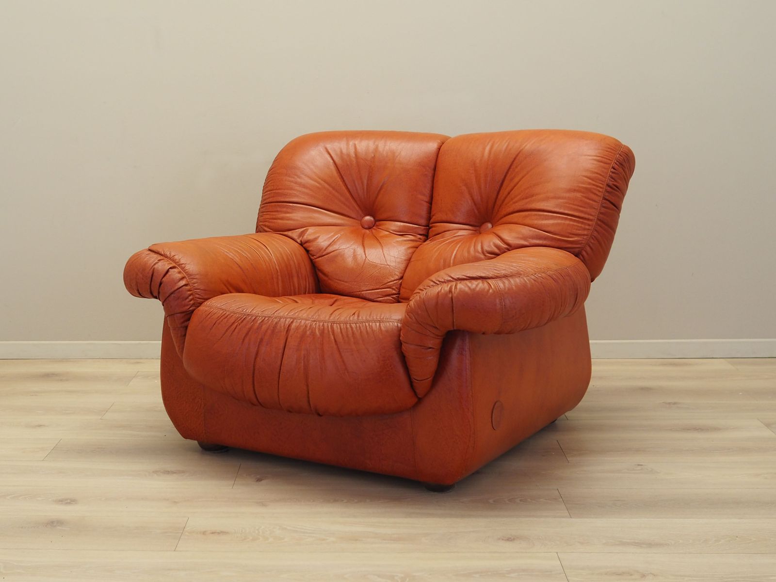 Lounge Chair, Italian Design, 1970s, Manufacturer: Pellerossi photo furniture