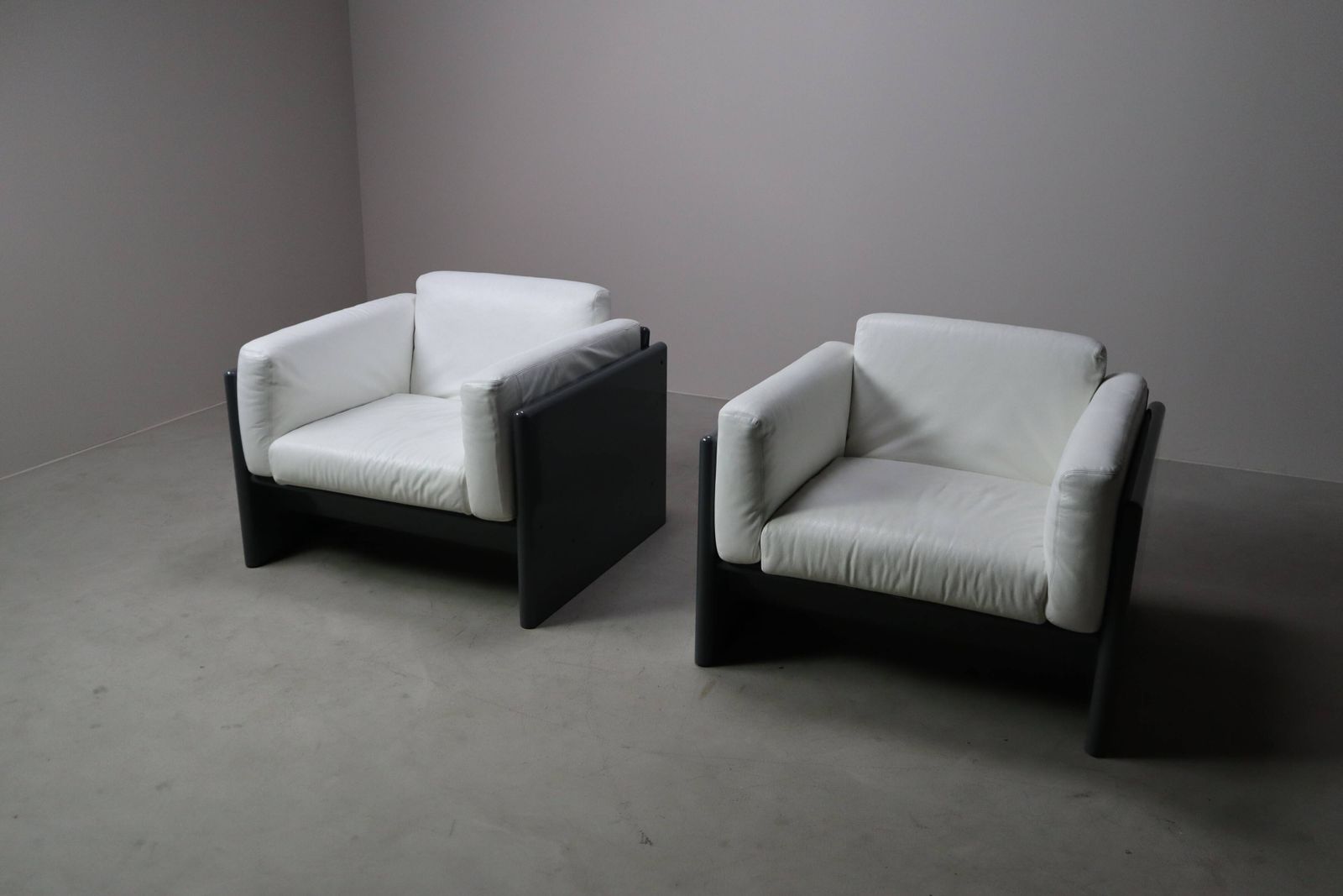 photo for sale Set Of “Arnolfo” Armchairs For Simon International, Italy 1971