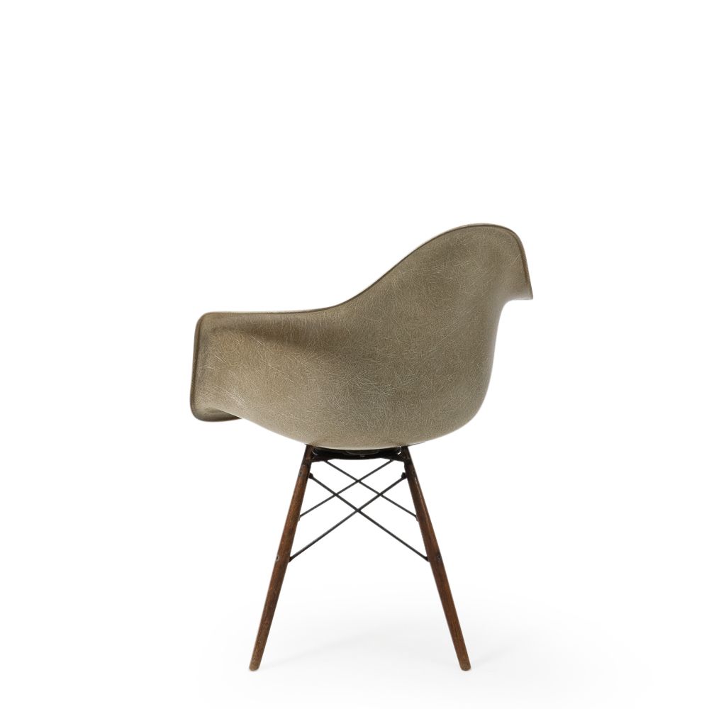 Paw Swivel Base Armchair By Charles & Ray Eames For Zenith Plastics, 1940s photo for sale
