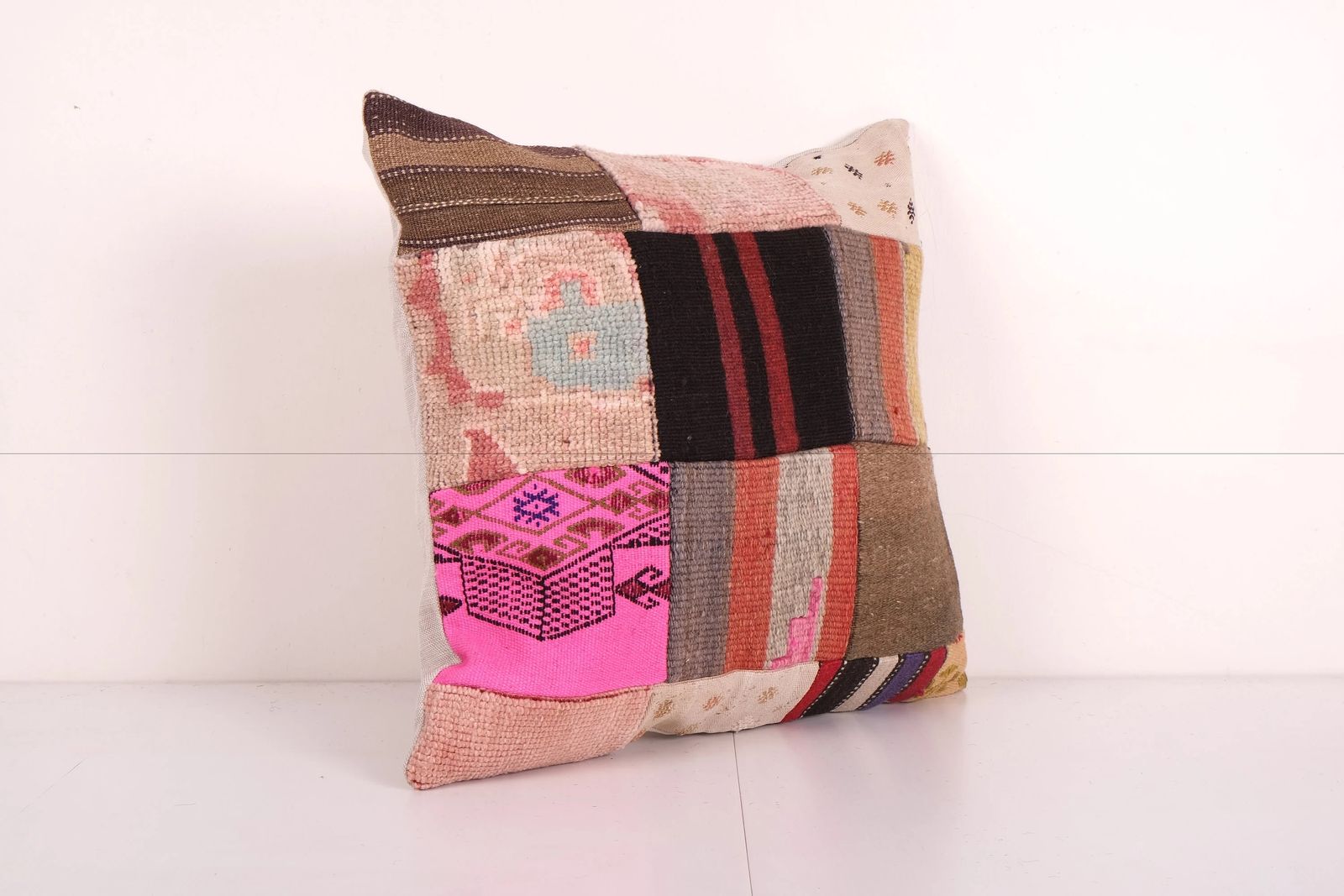 Unique Wool Patchwork Kilim Pillow, Tribal Couch Pillow, Decorative Turkish Kilim Pillow, Anatolian Boho Pillow, Turkey Pillow photo Textiles