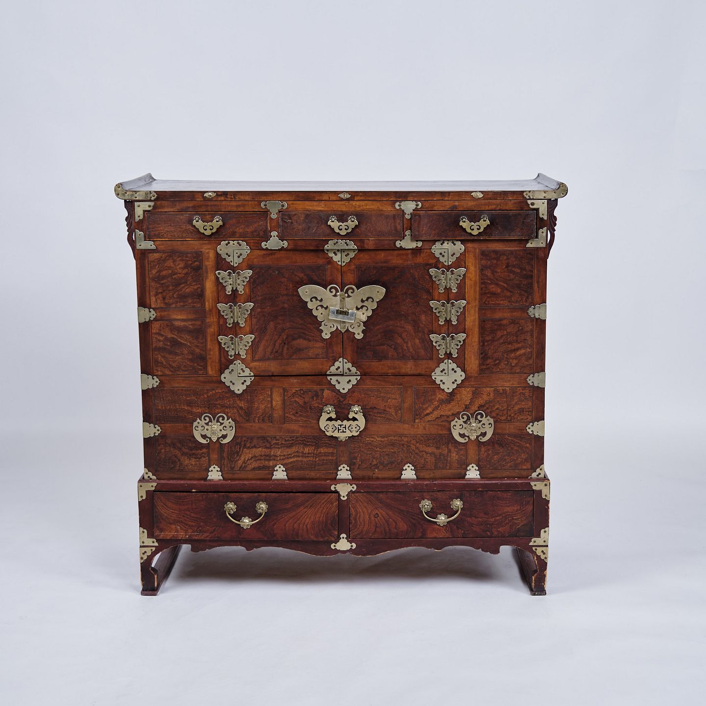 Antique Korean Bandaji Chest/Dresser   Wedding Chest   Dark Wood & Brass   Joseon Dynasty   1900s