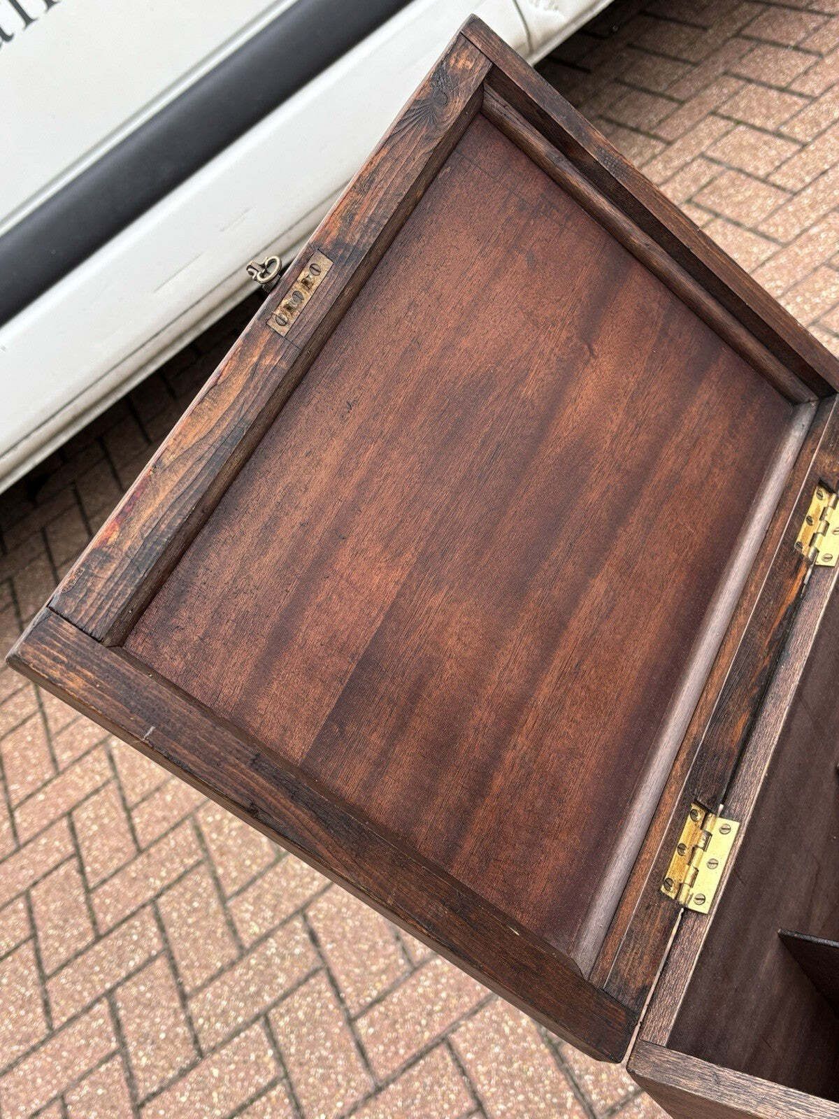 Inlaid Mahogany Wine Cellarette, Holds 12 Bottles. photo Furniture